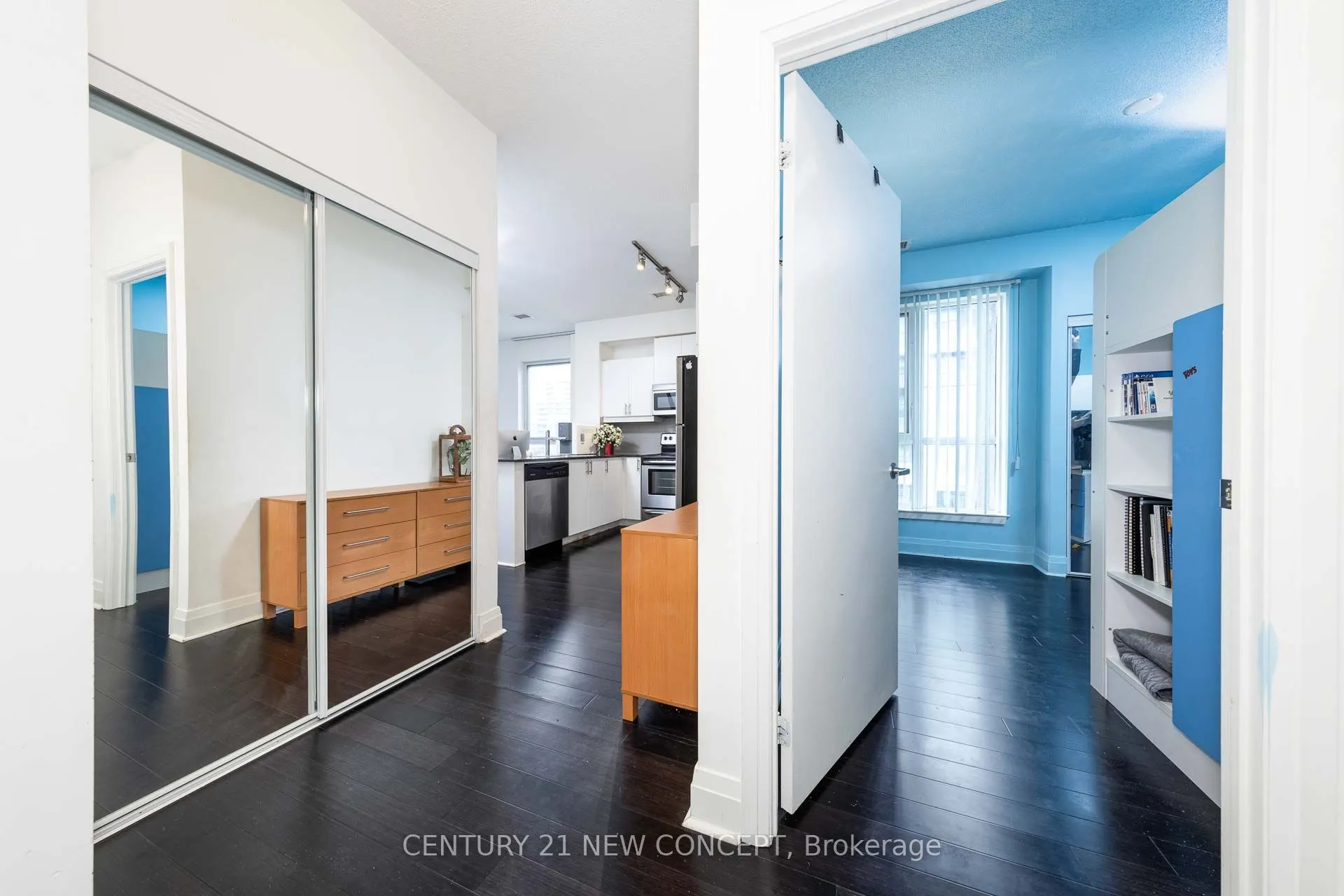 17 Kenaston Gardens, #615