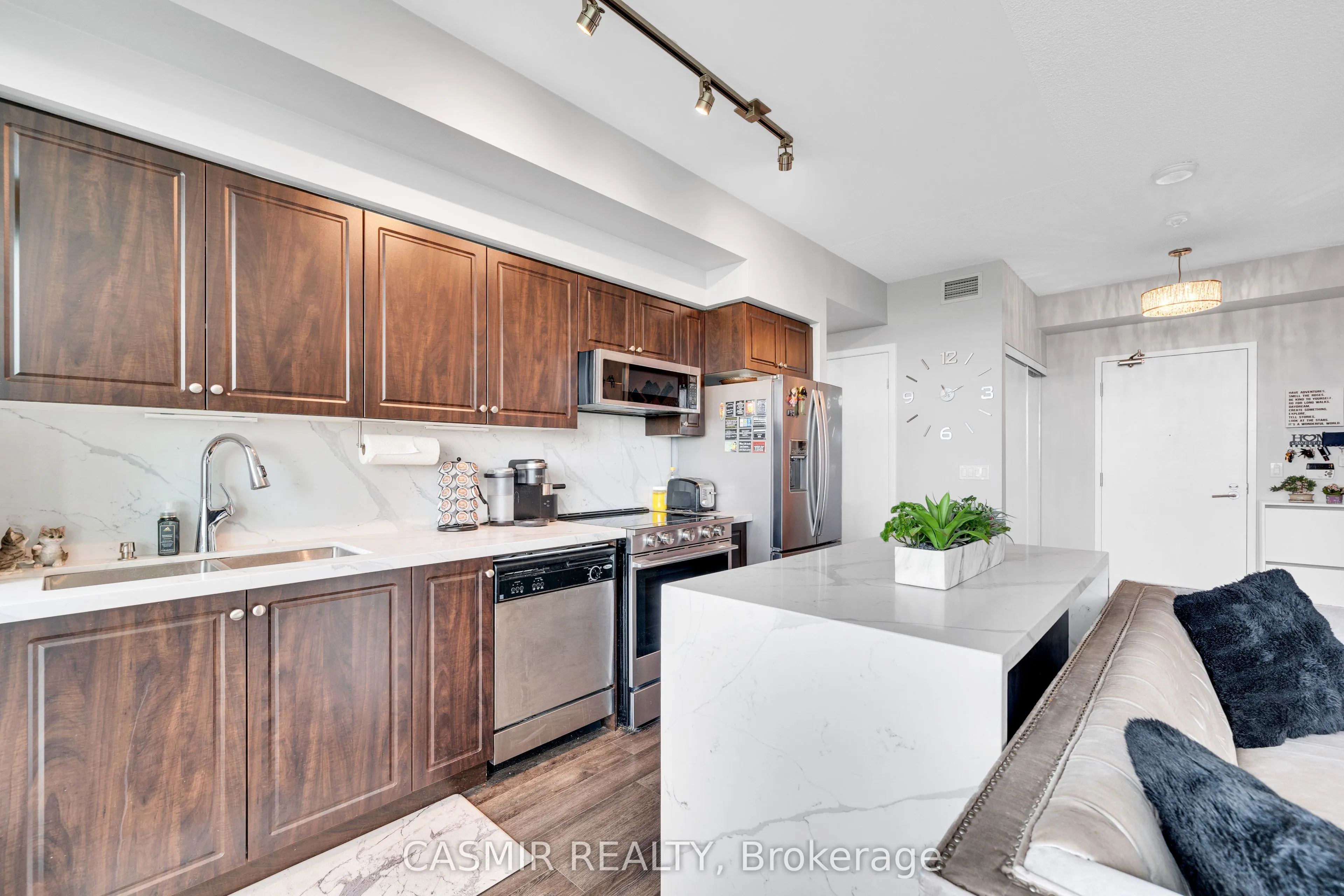215 Fort York Boulevard, #707