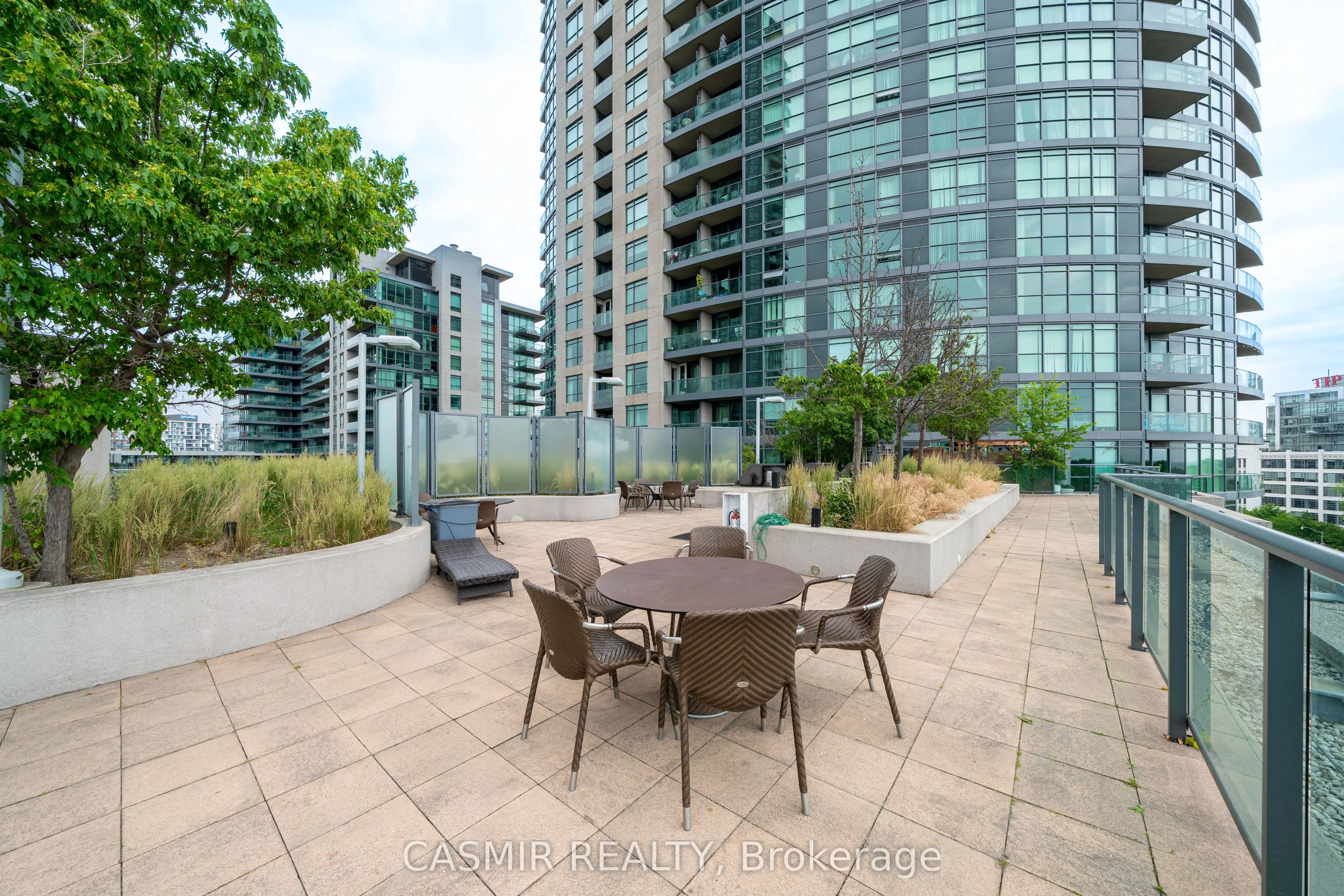 215 Fort York Boulevard, #707