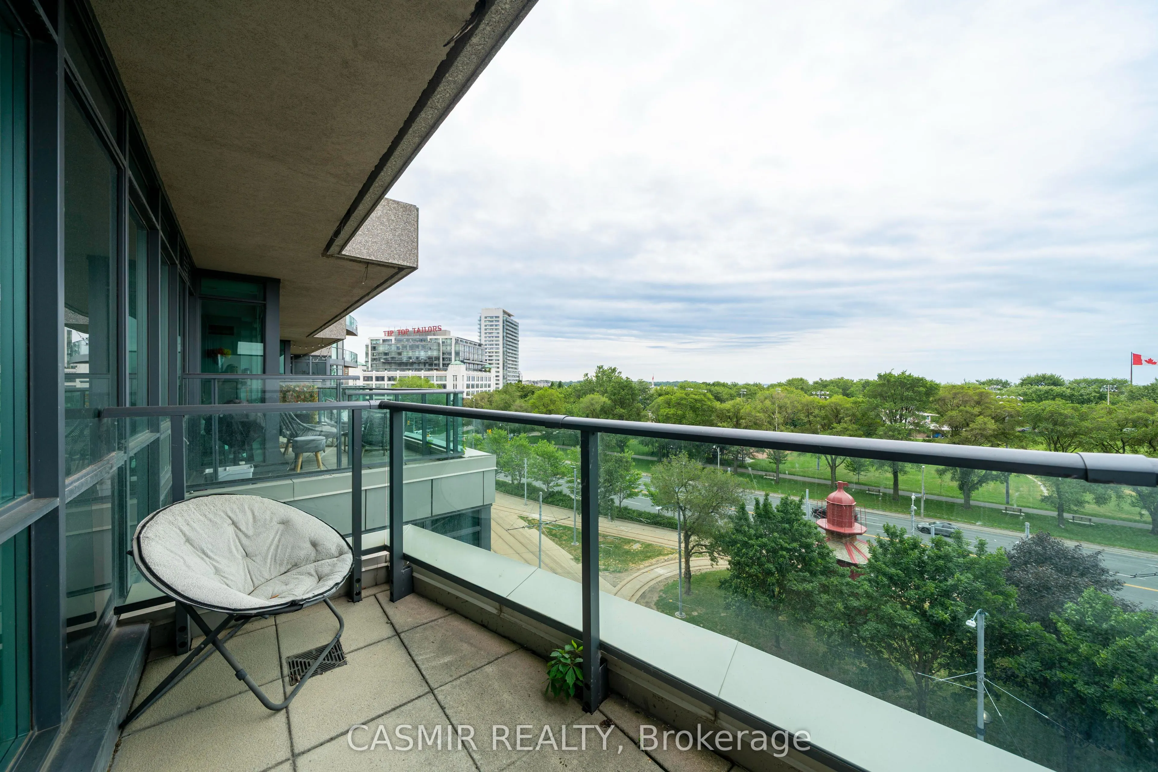 215 Fort York Boulevard, #707