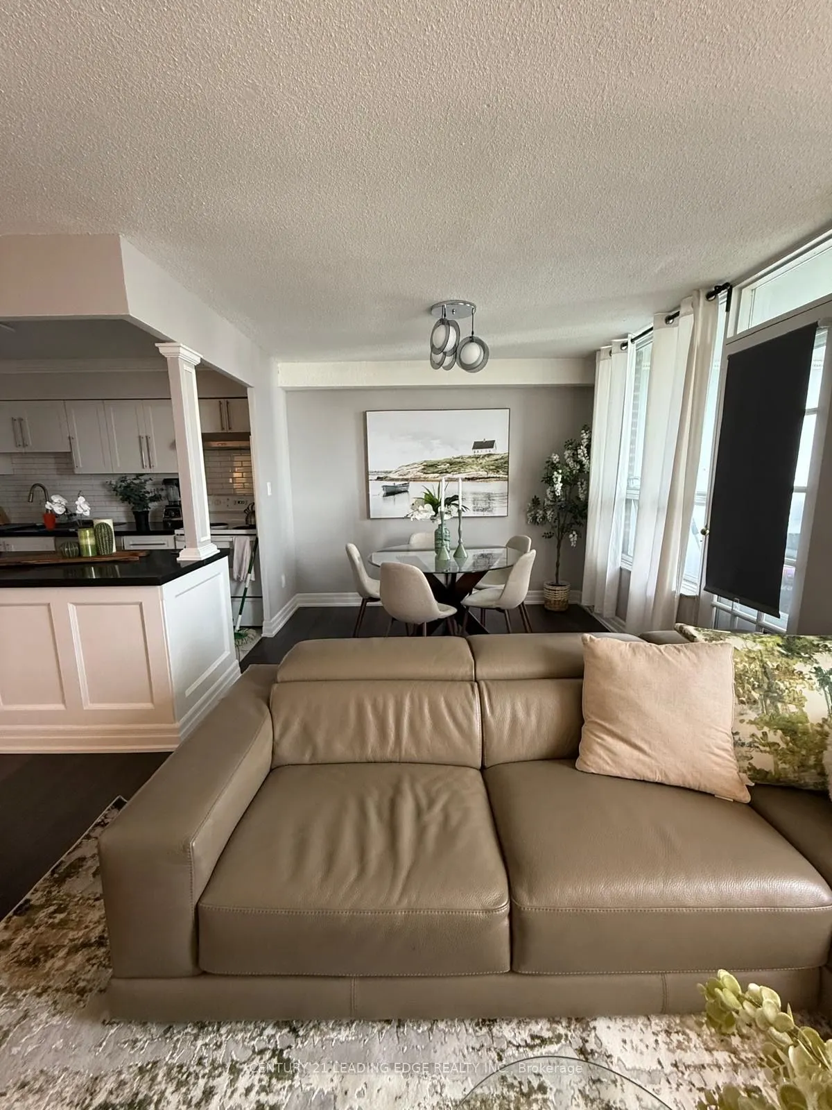 10 Edgecliff Golfway, #1704