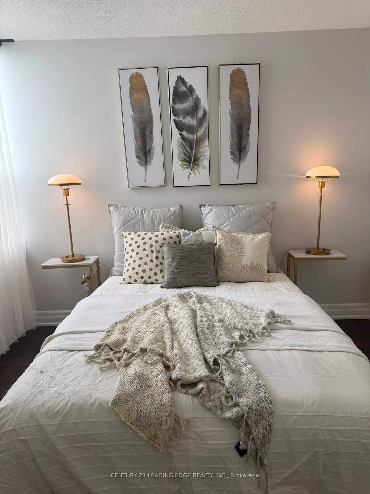 10 Edgecliff Golfway, #1704