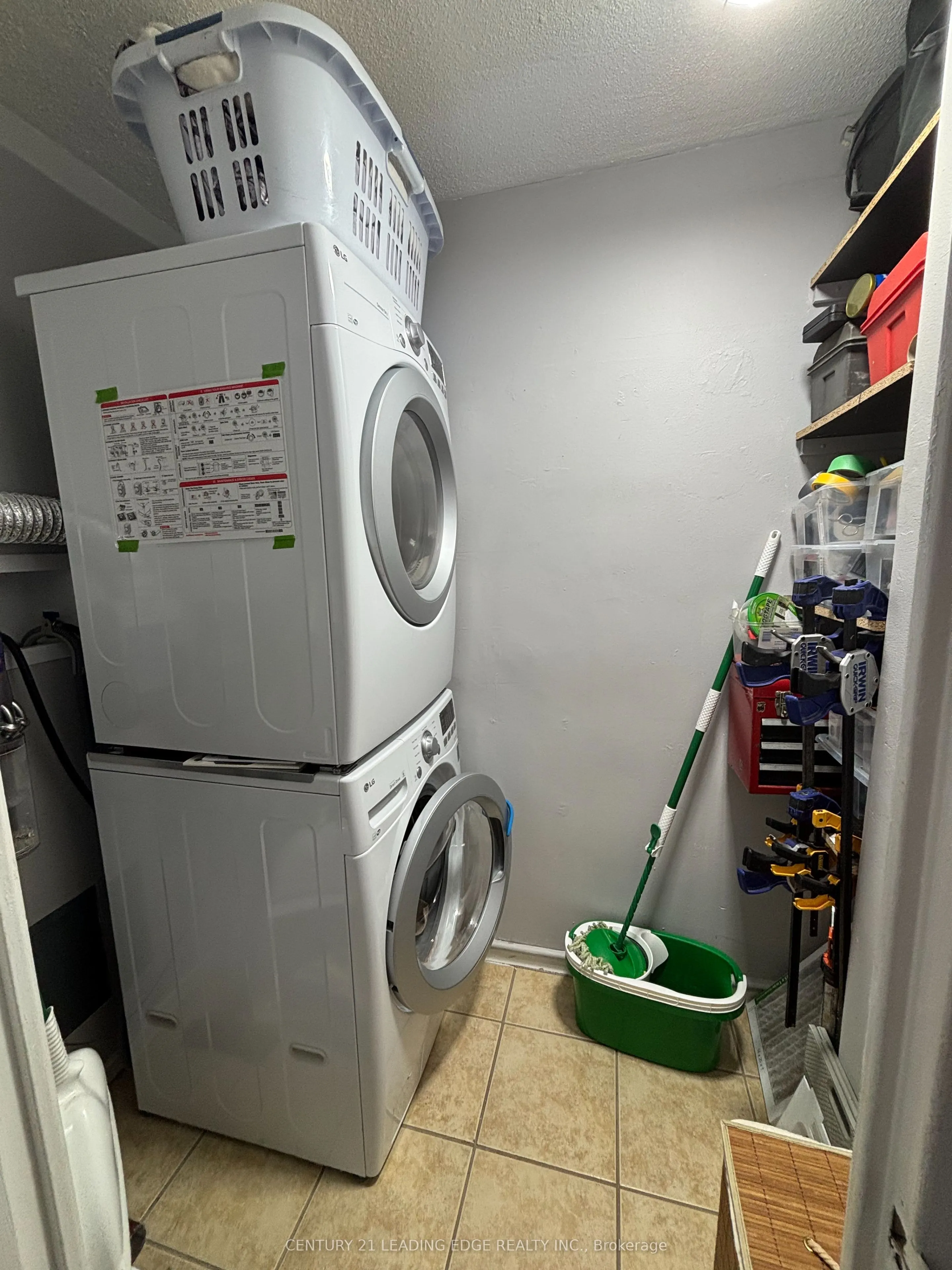 10 Edgecliff Golfway, #1704