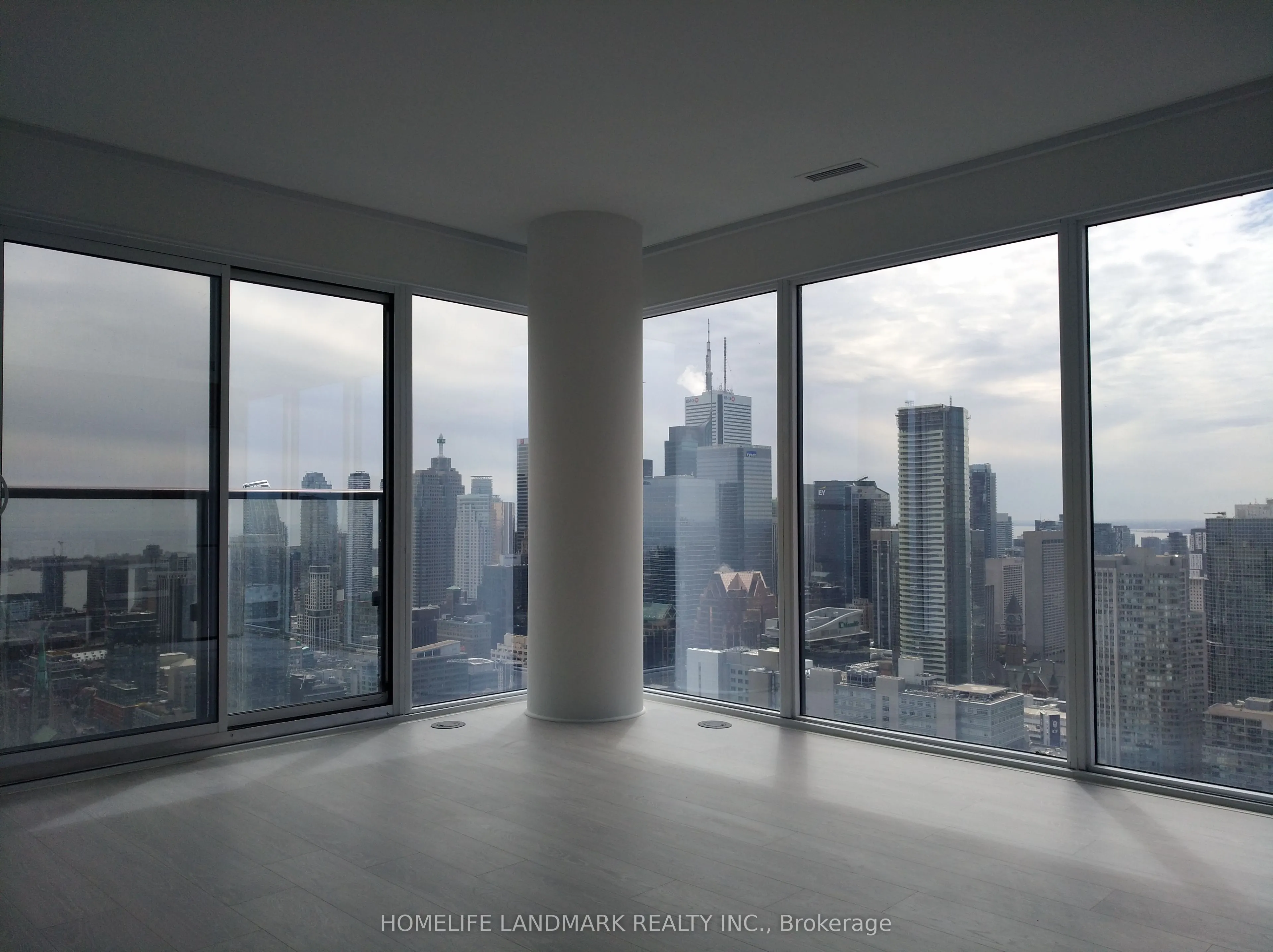 181 Dundas Street E, #5610