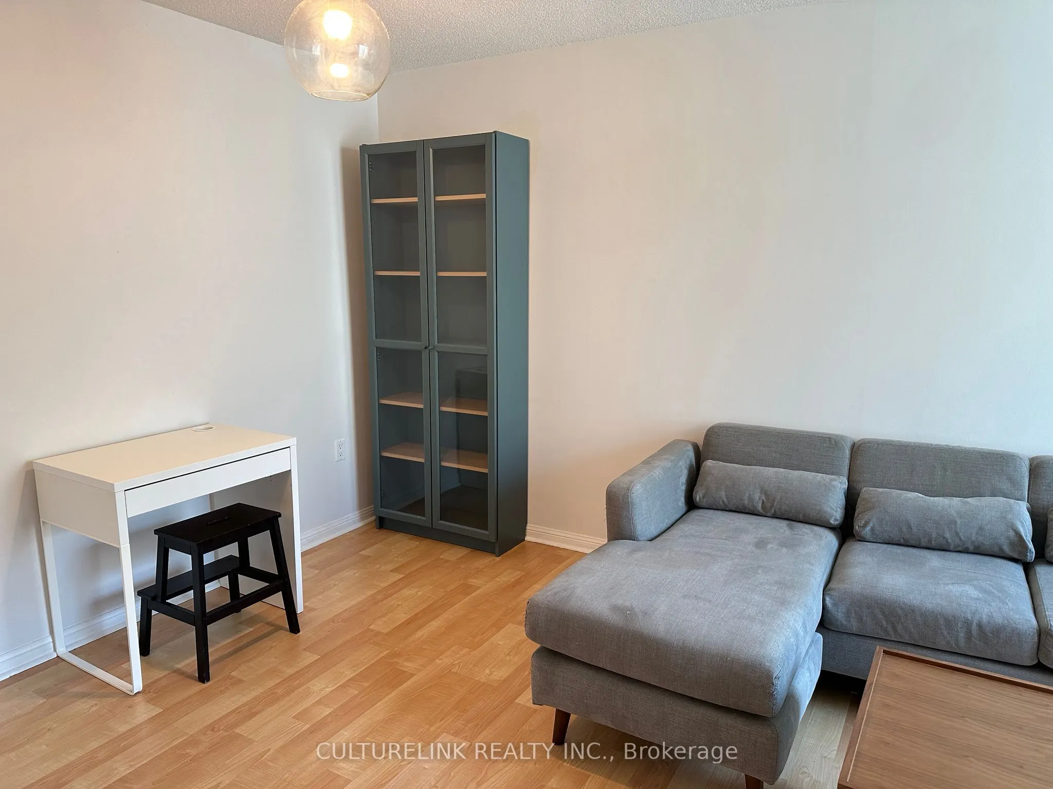 109 Front Street E, #PH08