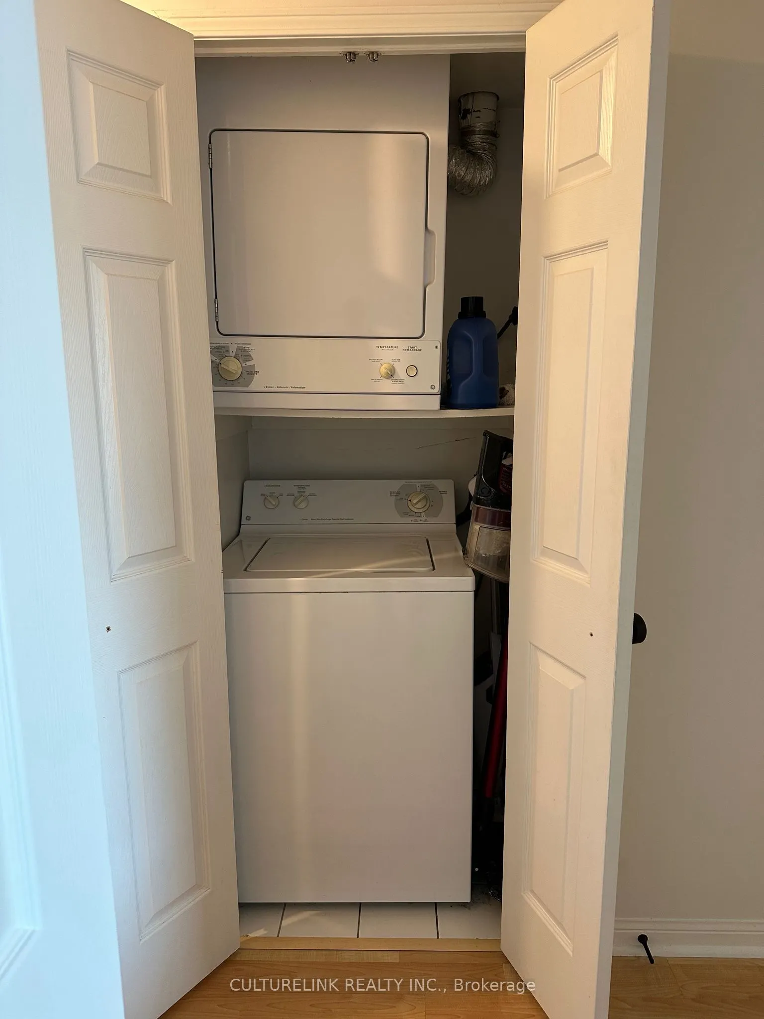 109 Front Street E, #PH08