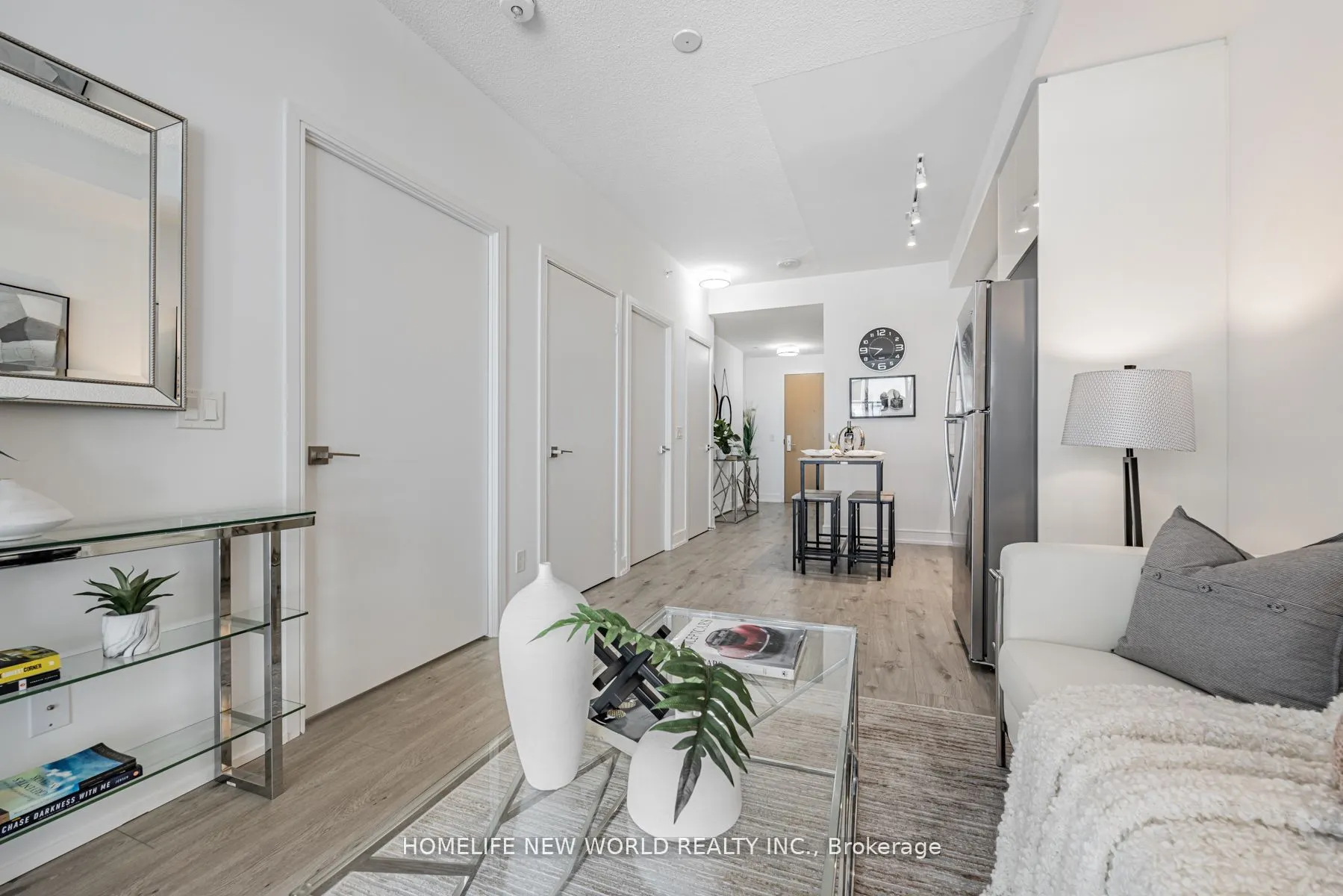 621 Sheppard Avenue E #250