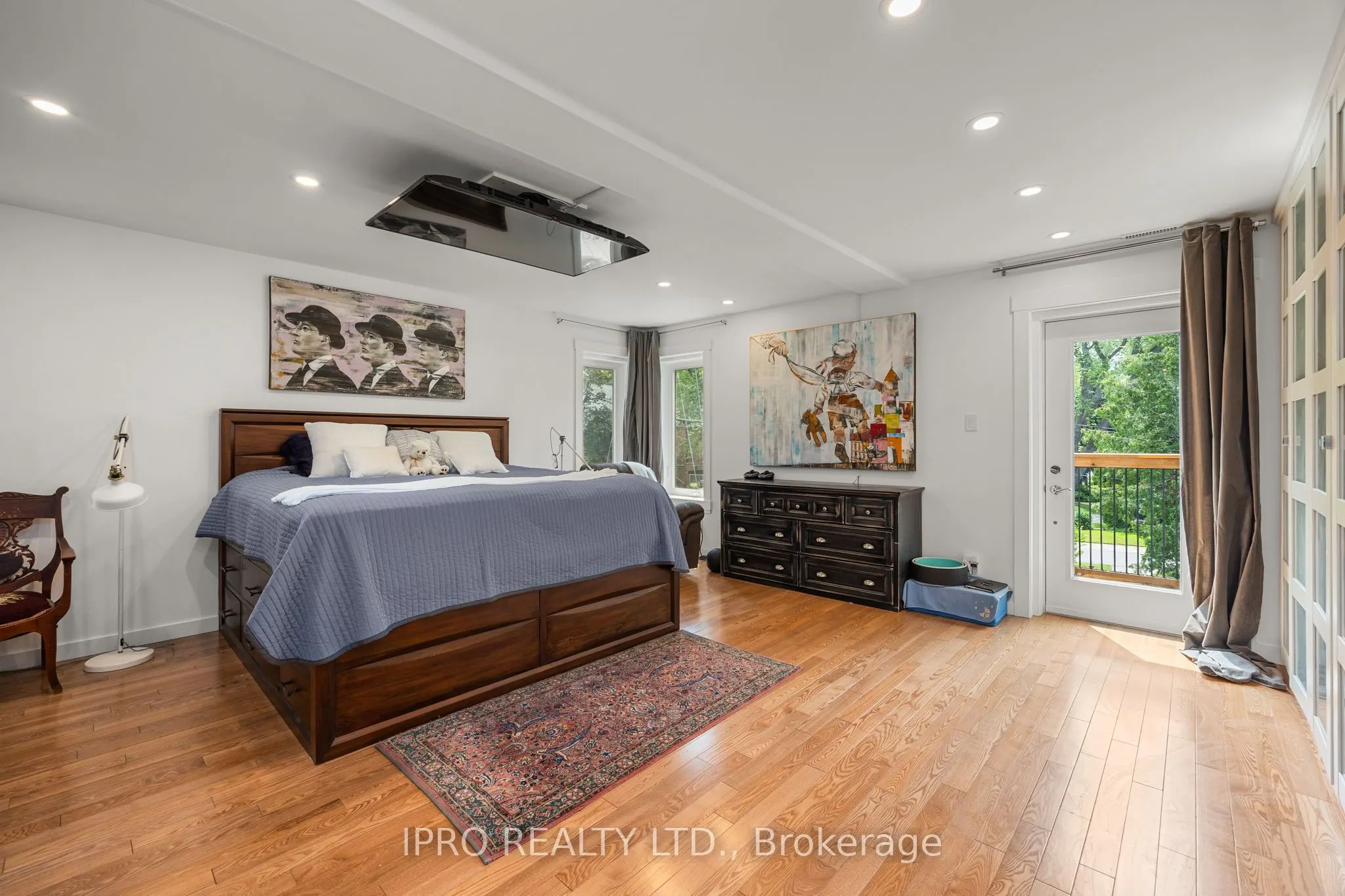 107 Otter Crescent
