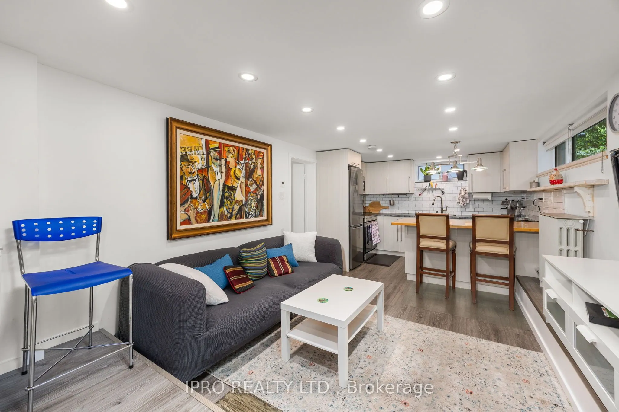 107 Otter Crescent