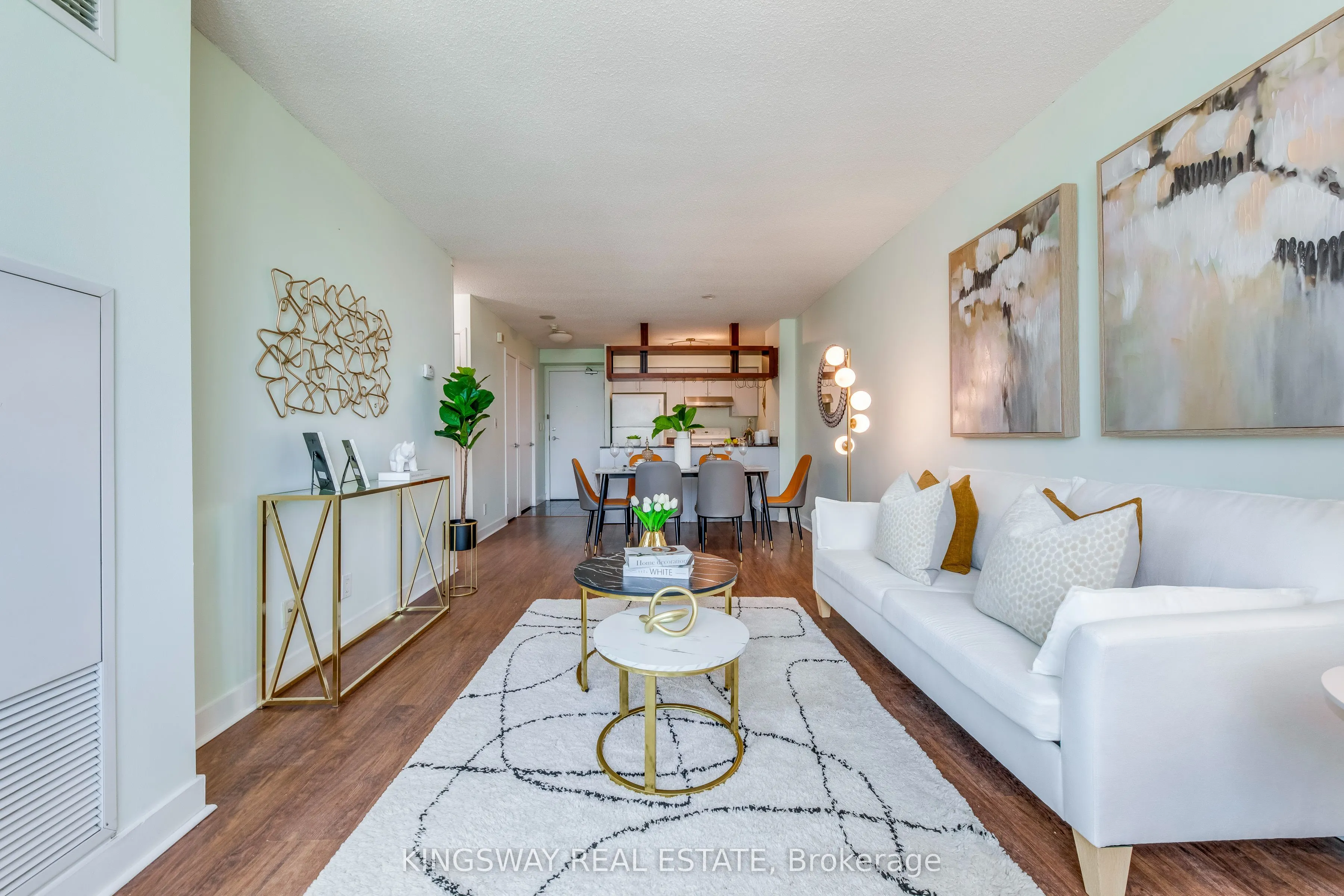 81 Navy Wharf Court #3511