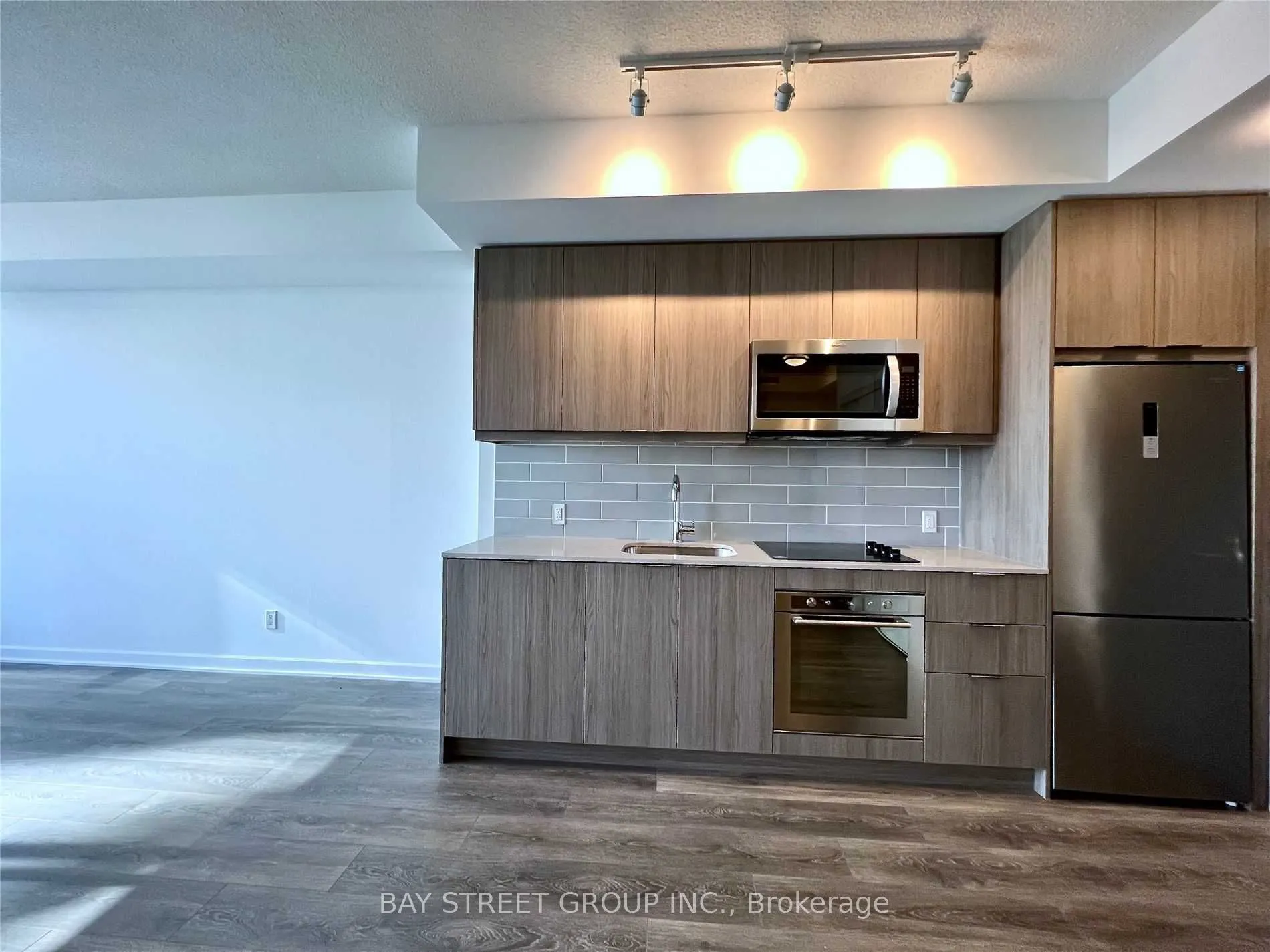38 Forest Manor Road, #601