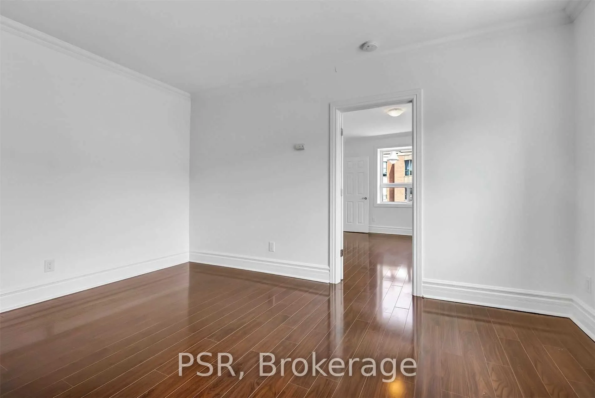 2 Craighurst Avenue, #1