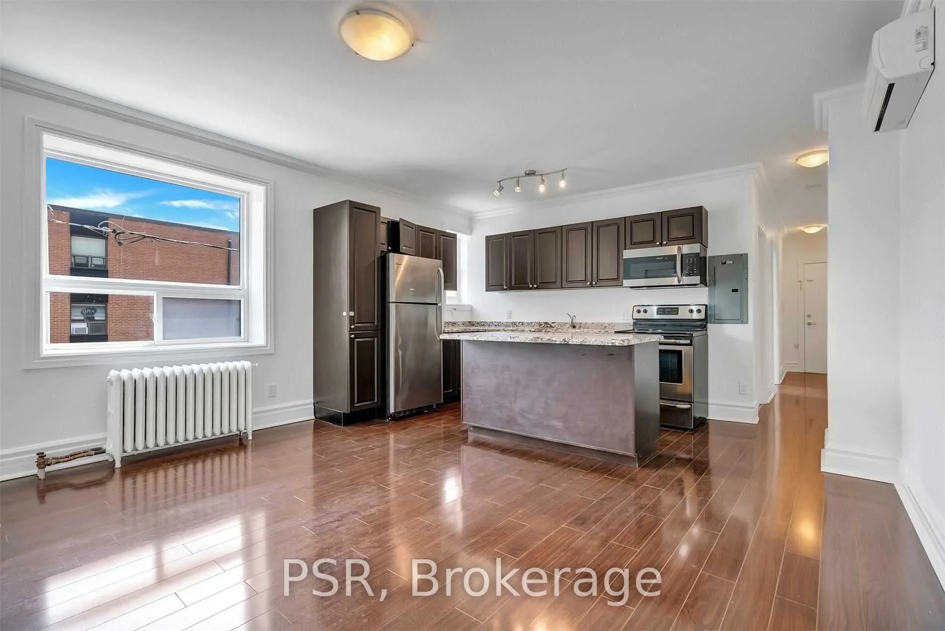 2 Craighurst Avenue, #1