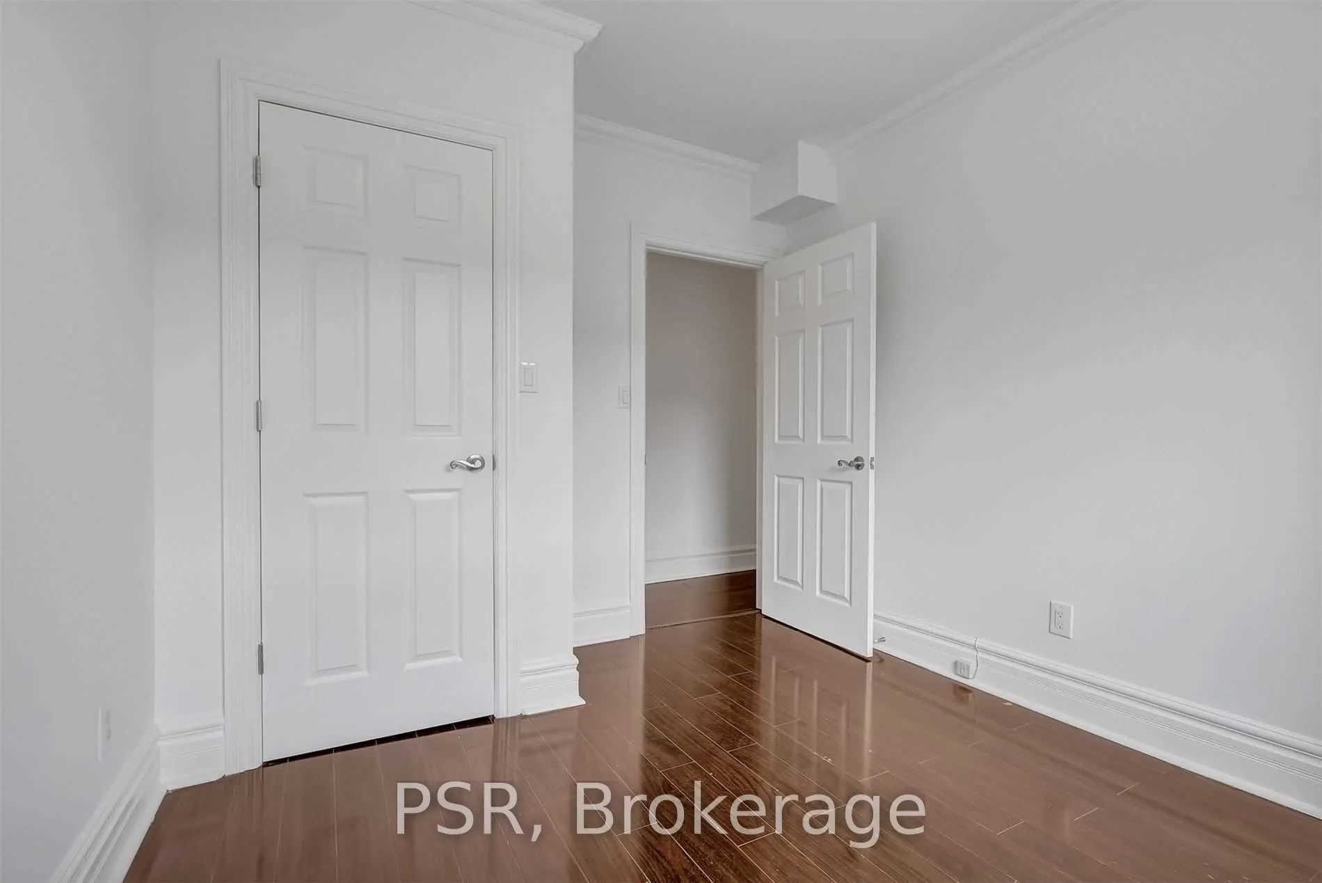 2 Craighurst Avenue, #1