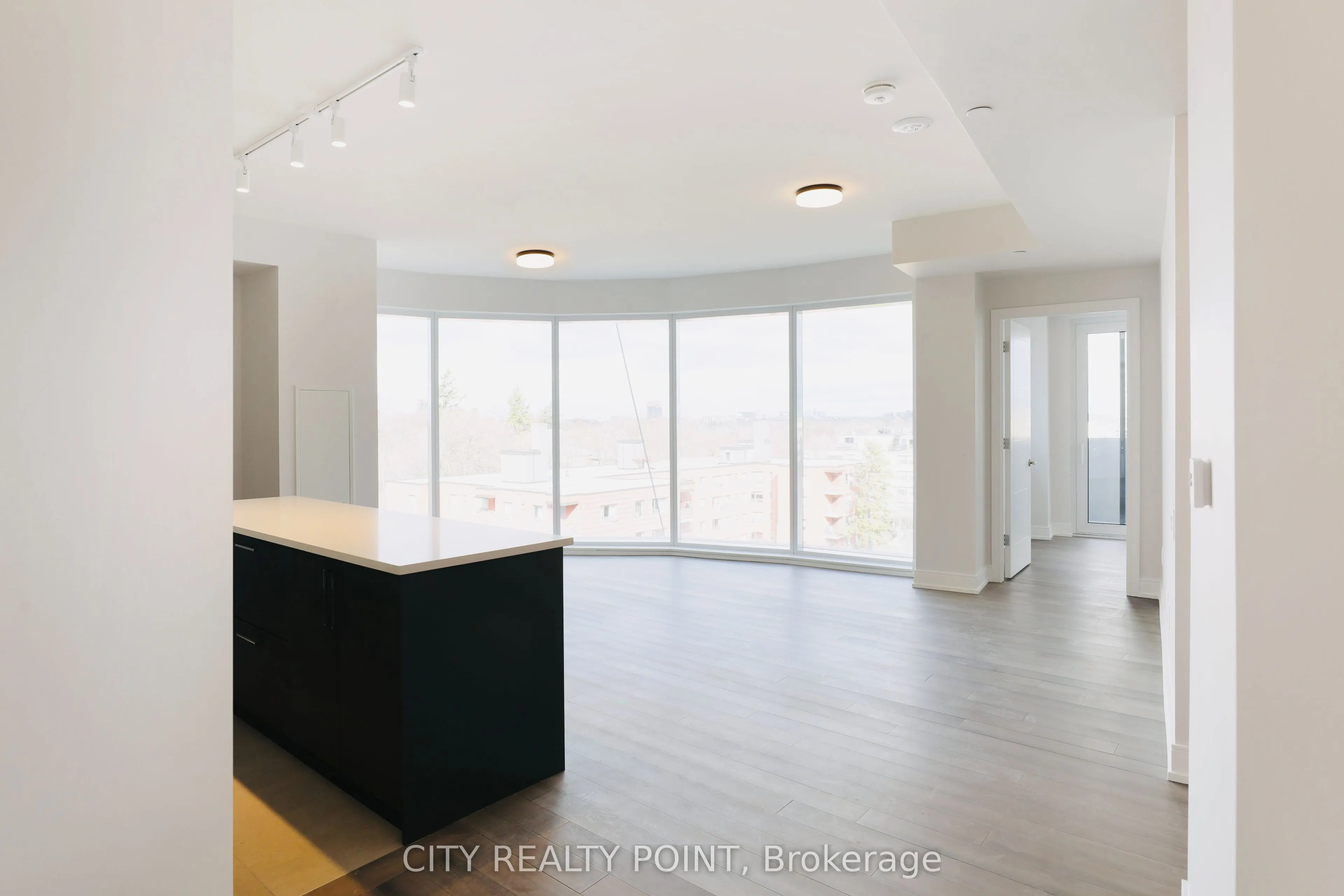 2525 Bathurst Street, #507