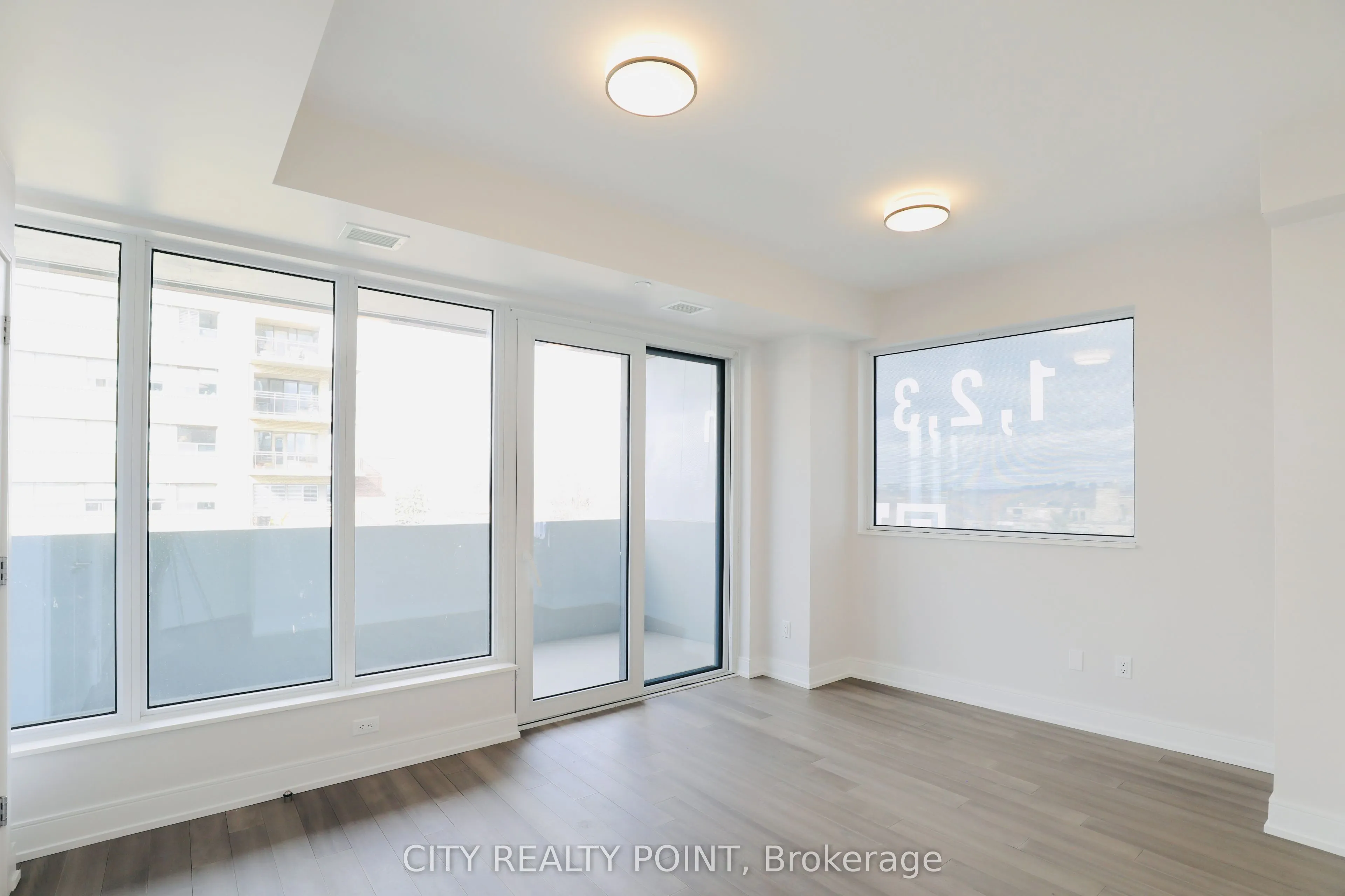 2525 Bathurst Street, #507