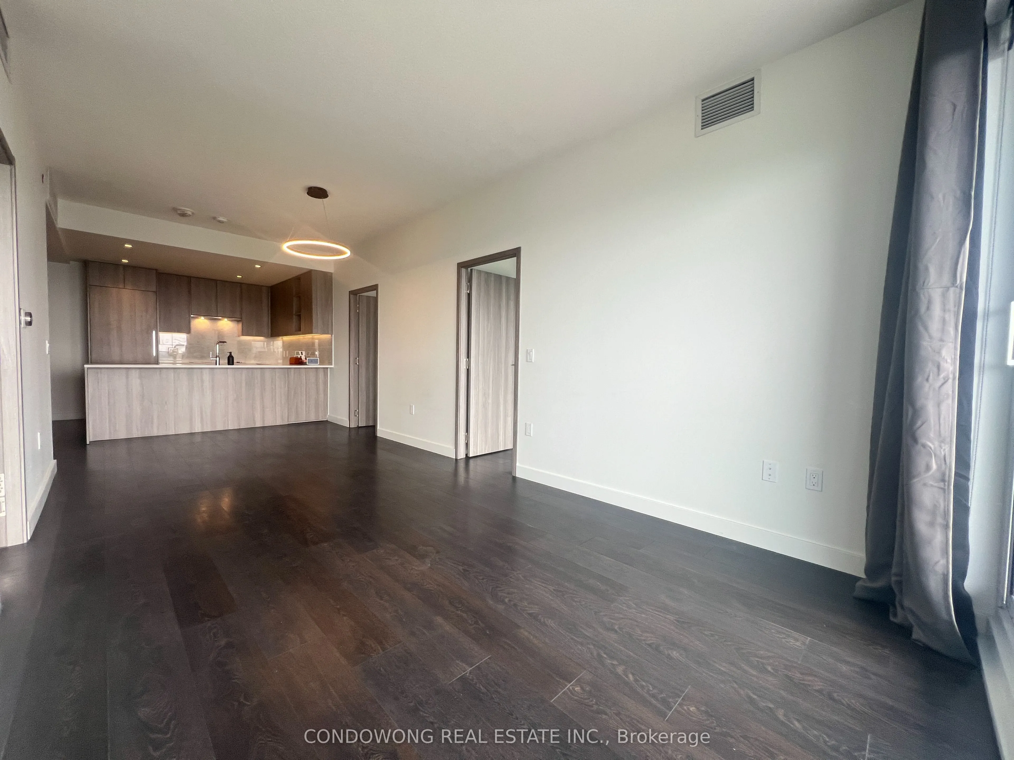 85 McMahon Drive, #3202
