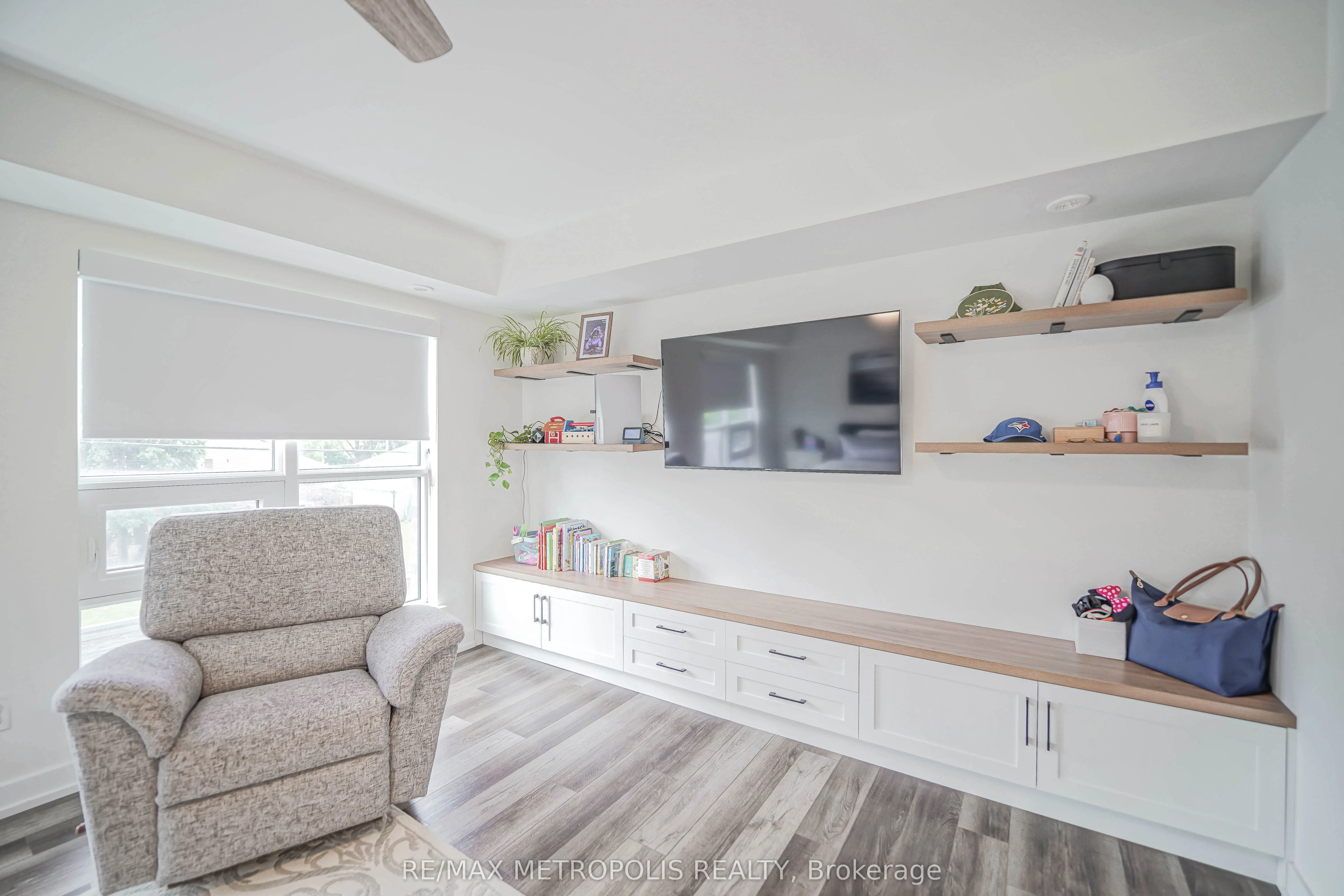 871 Sheppard Avenue W, #29