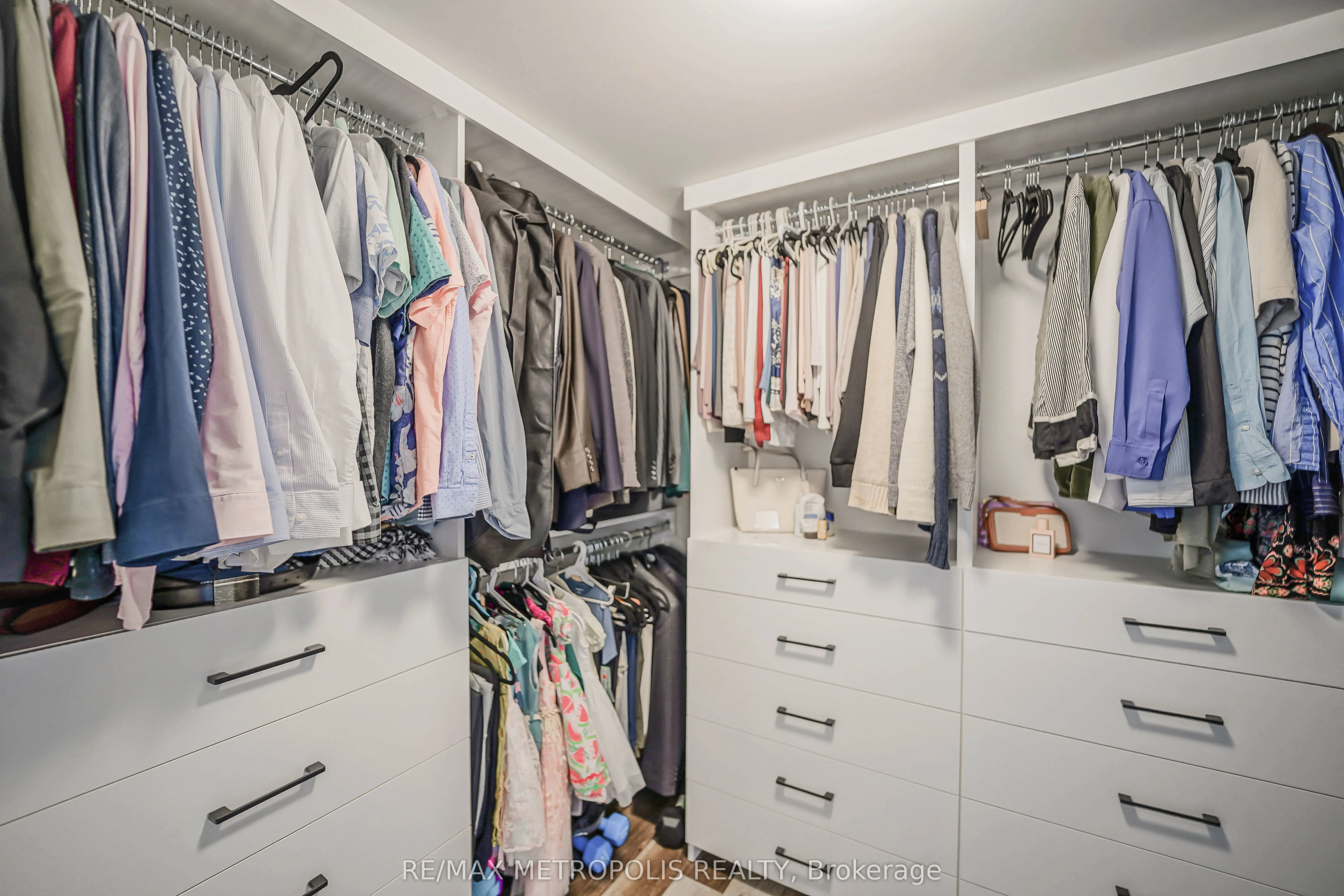 871 Sheppard Avenue W, #29
