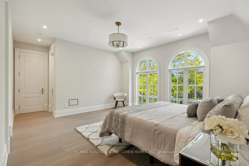 47 Danville Drive S