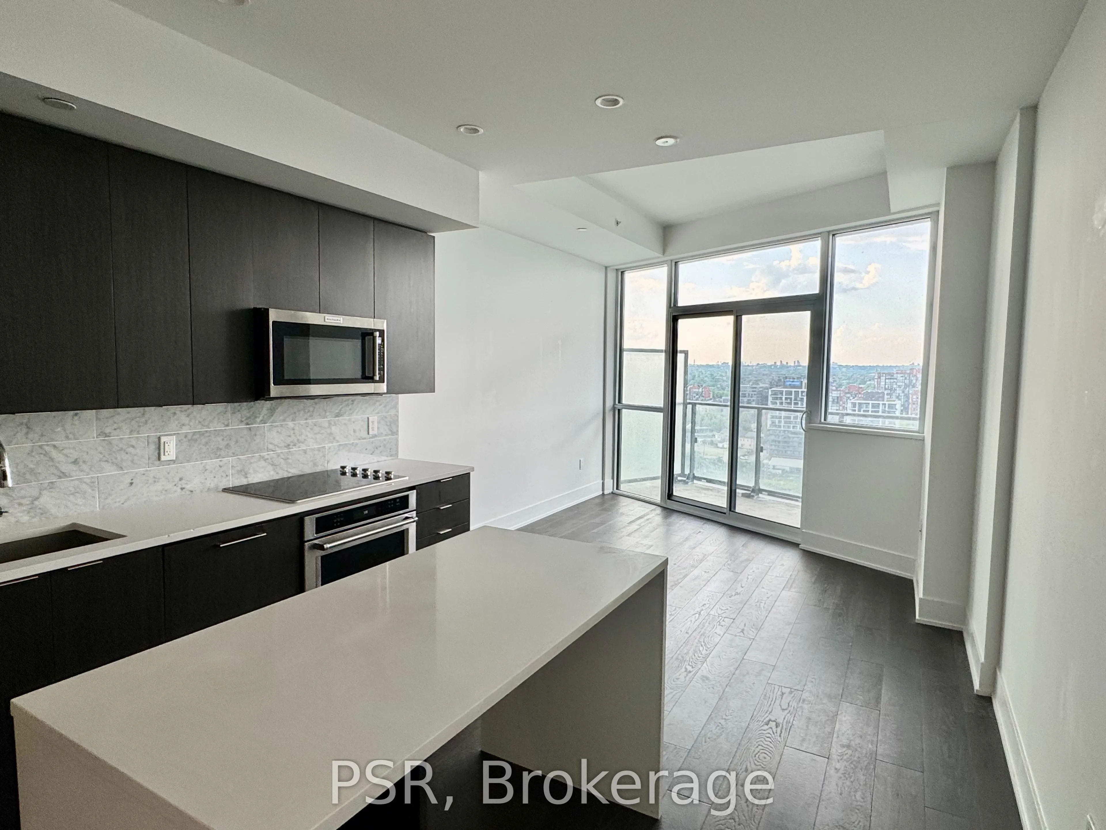 38 Iannuzzi Street, #LPH05