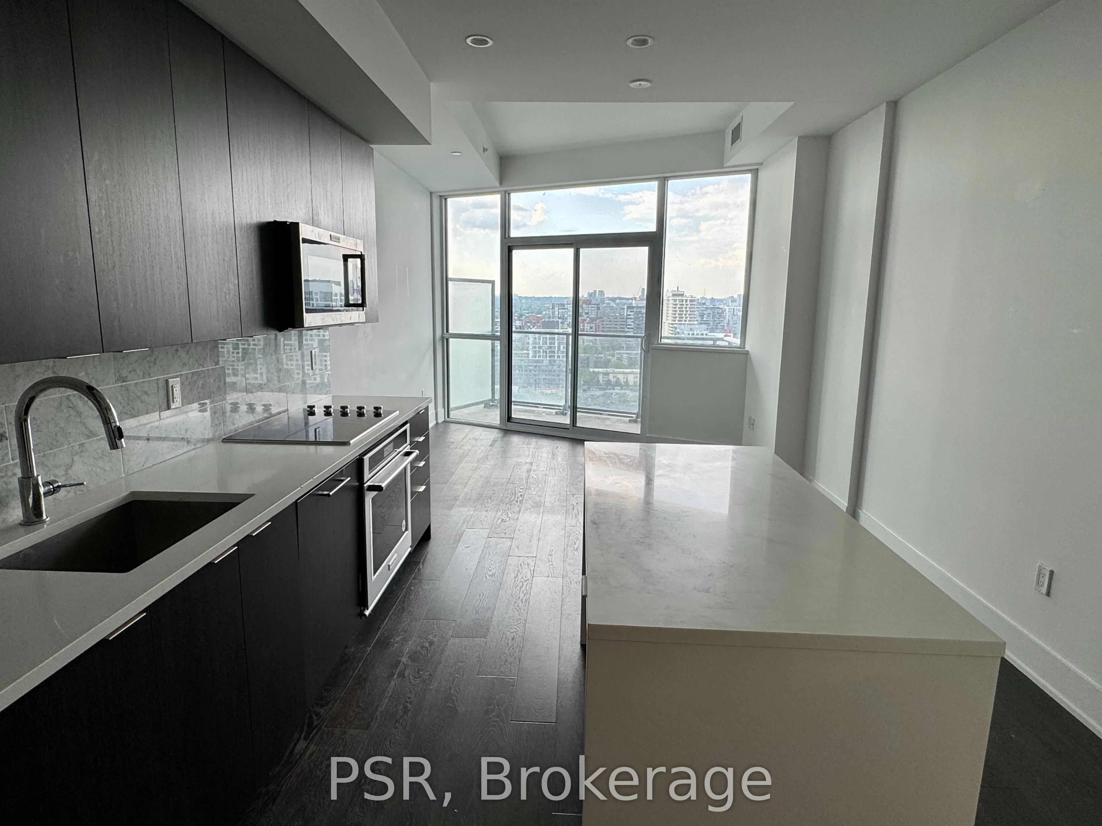 38 Iannuzzi Street, #LPH05