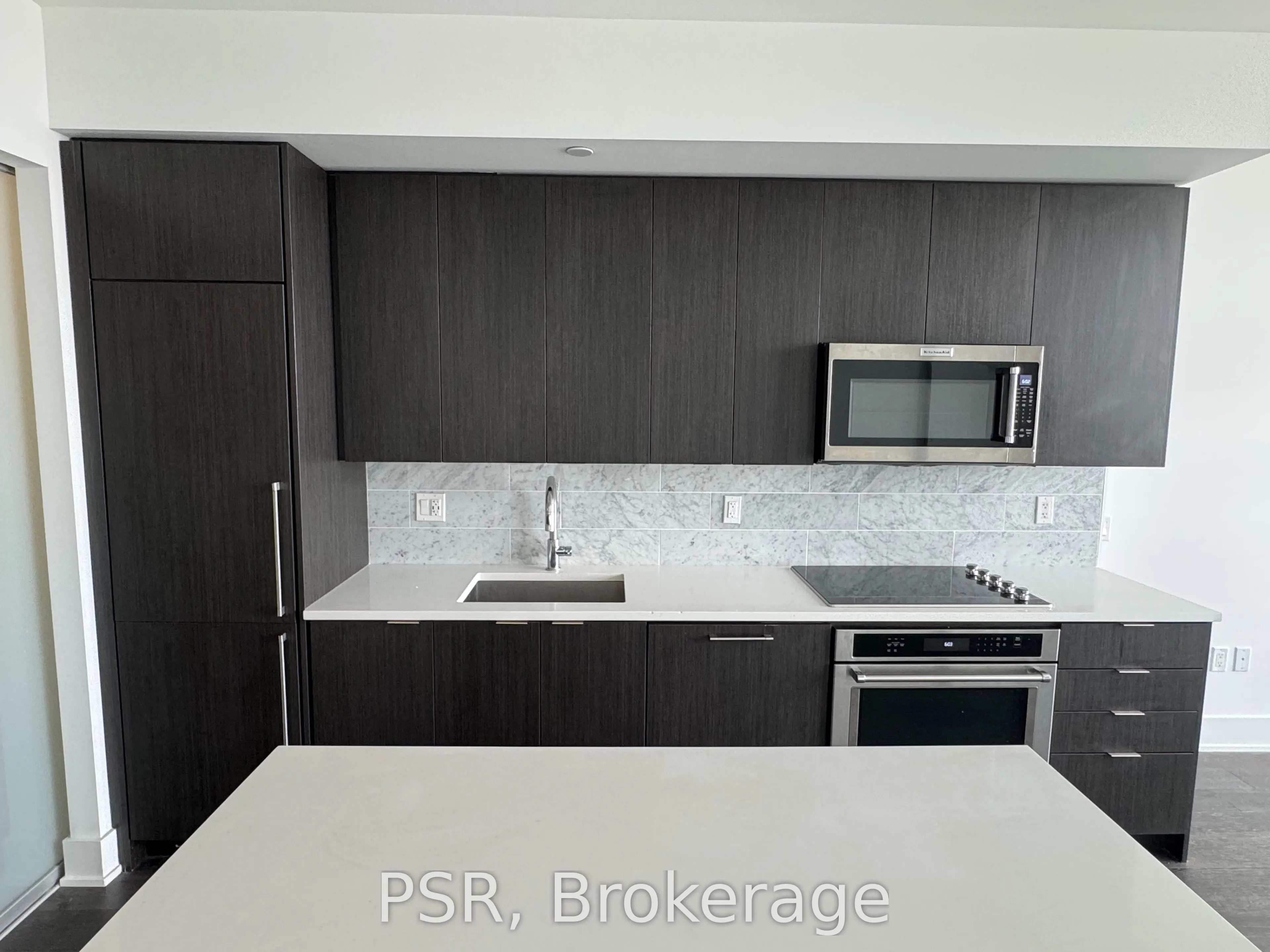38 Iannuzzi Street, #LPH05
