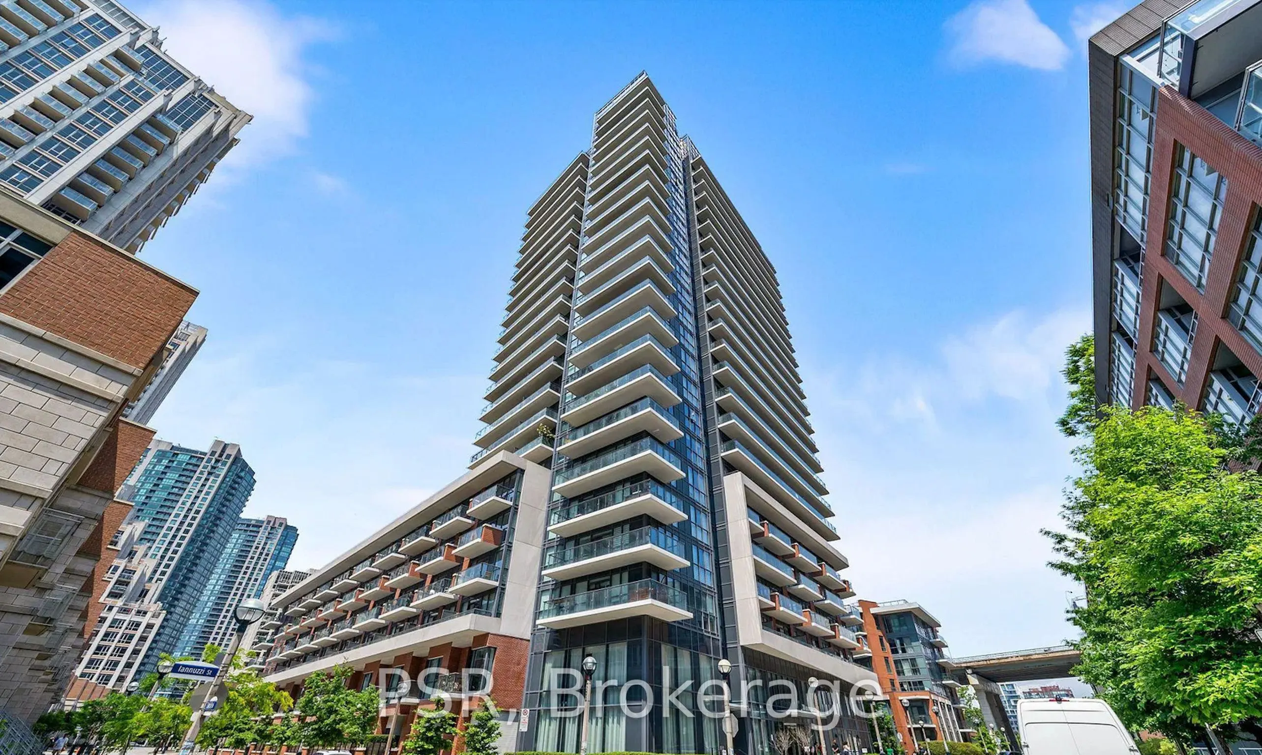 38 Iannuzzi Street, #LPH05