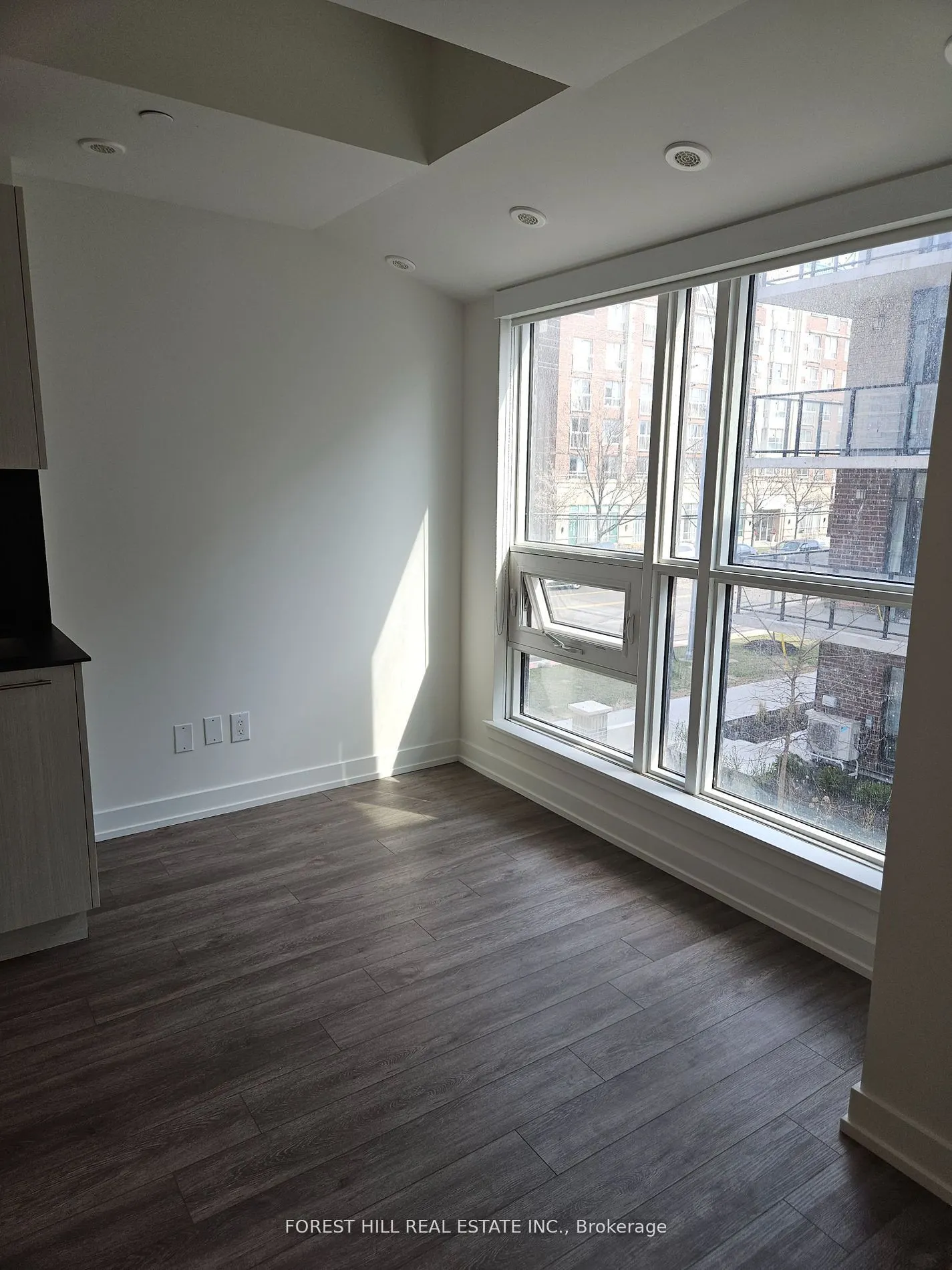 871 Sheppard Avenue W, #TH16