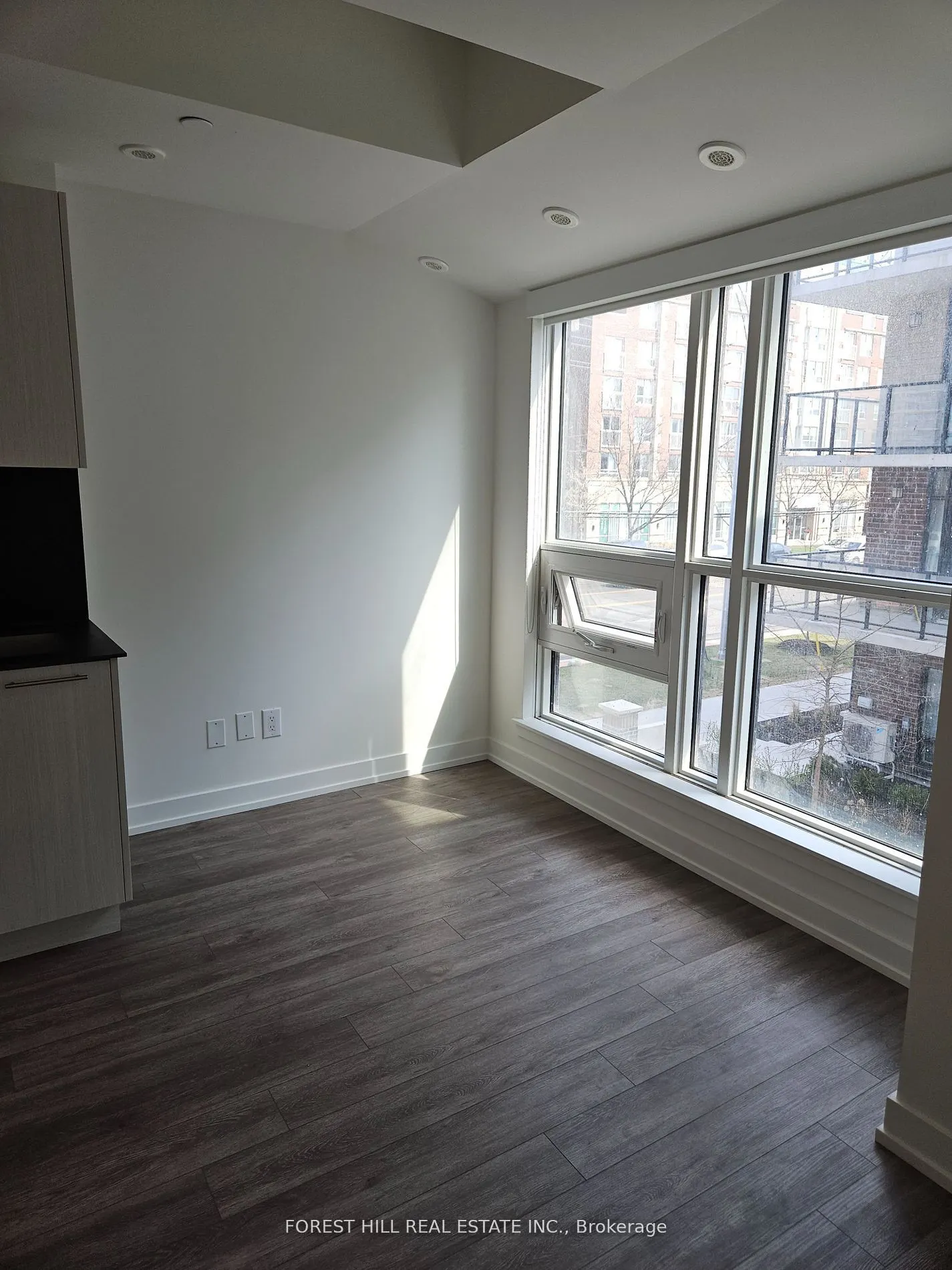871 Sheppard Avenue W, #TH16