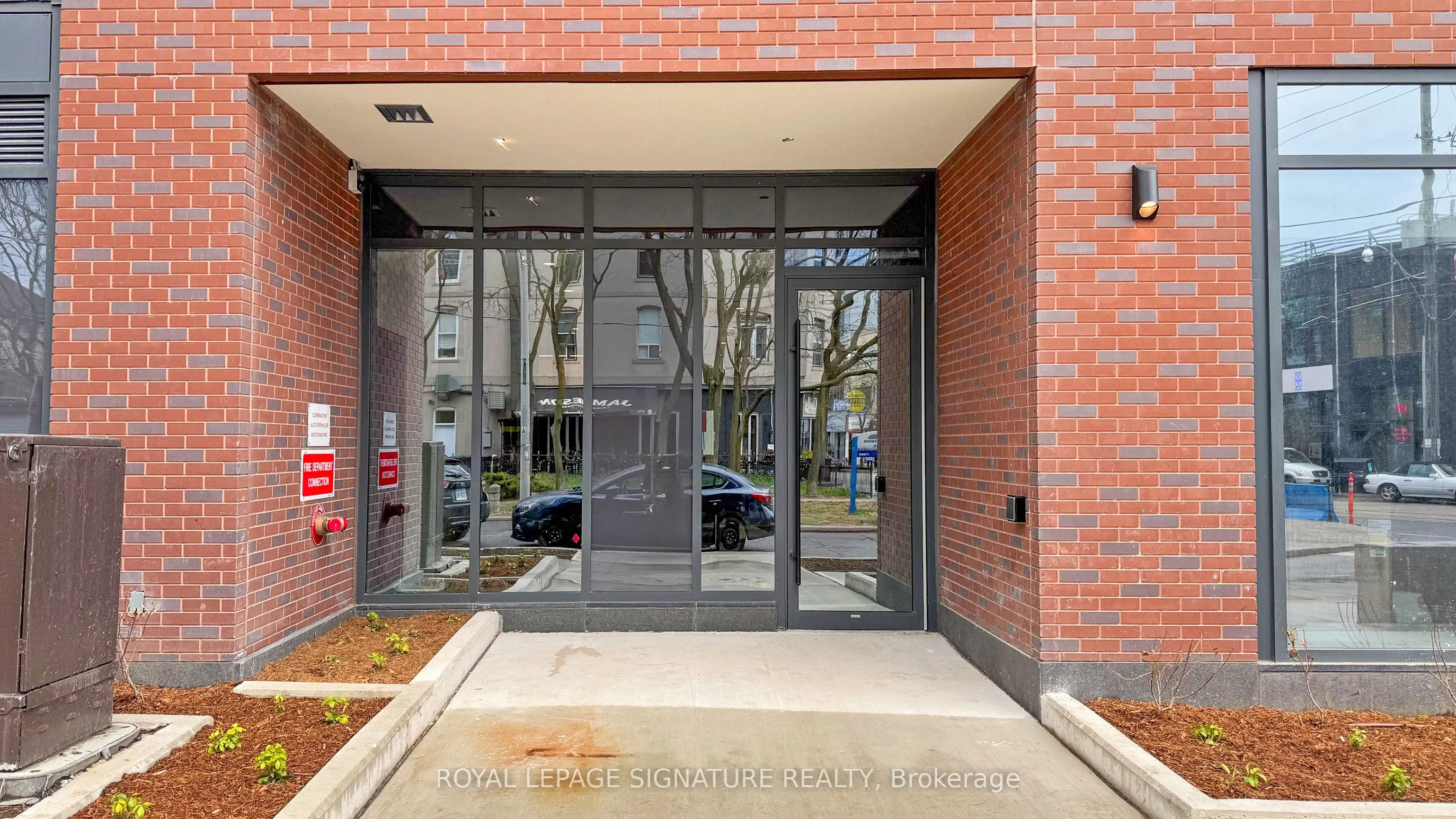 5 Lakeview Avenue, #302
