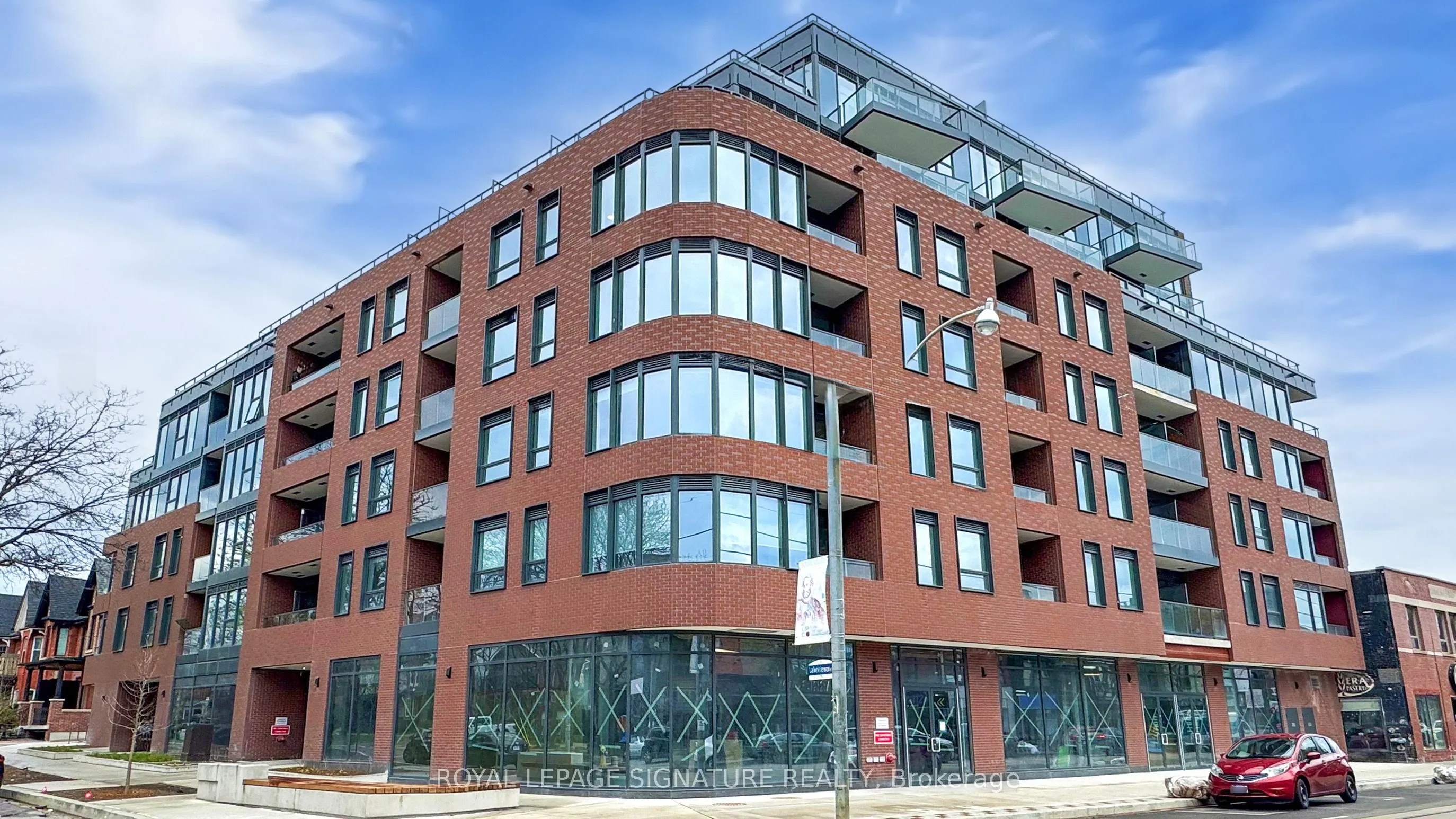 5 Lakeview Avenue, #302