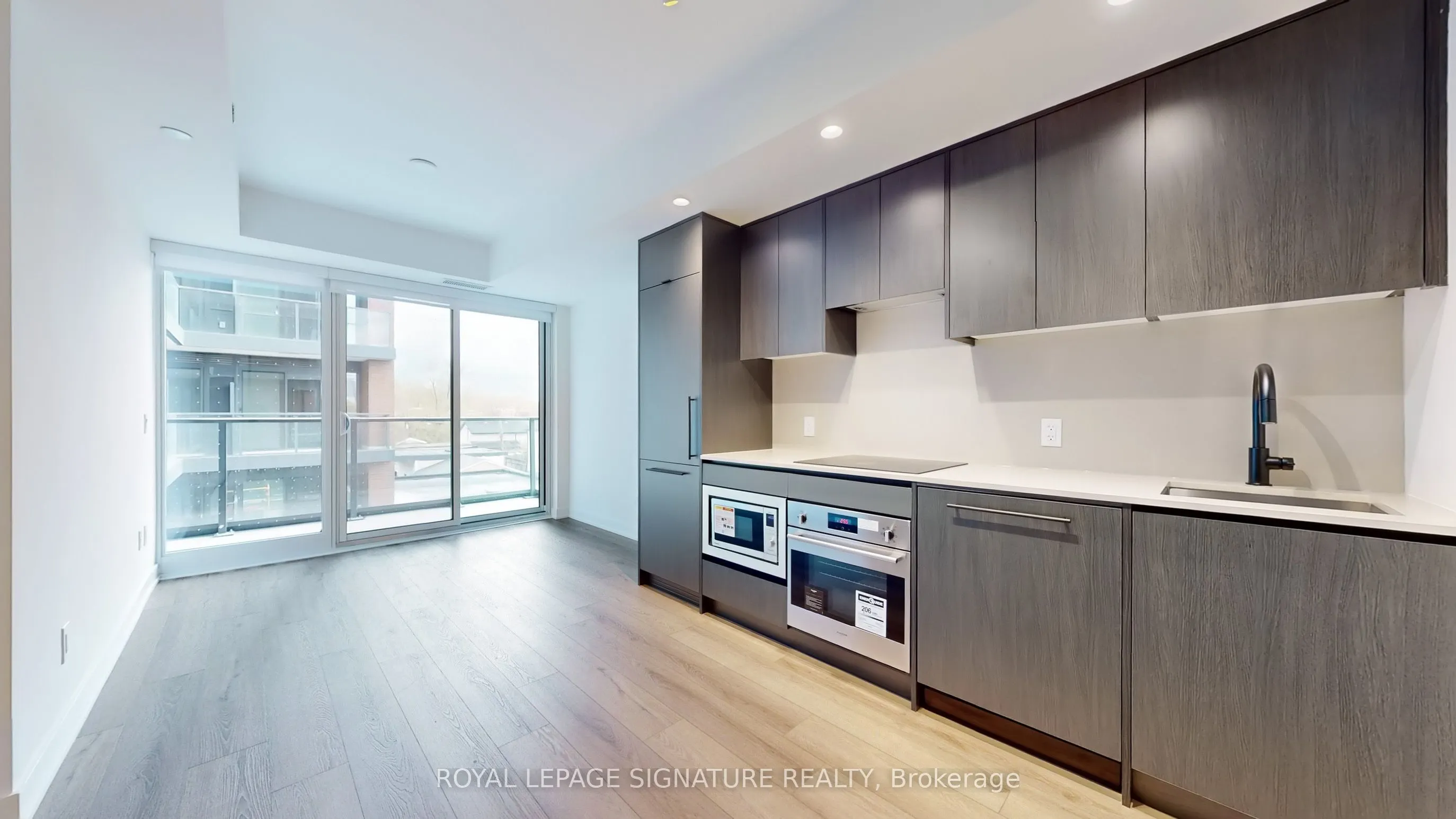 5 Lakeview Avenue, #302