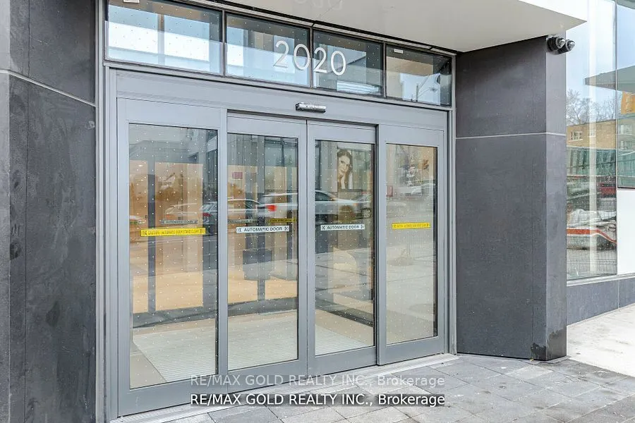 2020 Bathurst Street #216