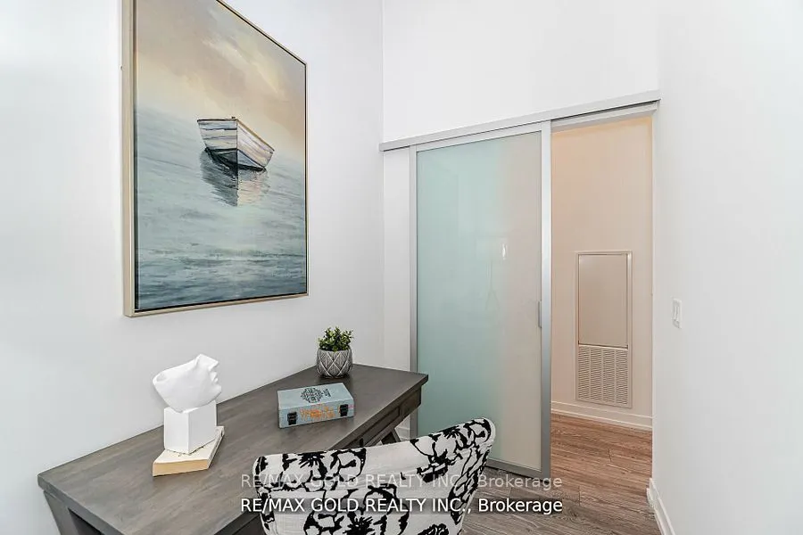 2020 Bathurst Street #216