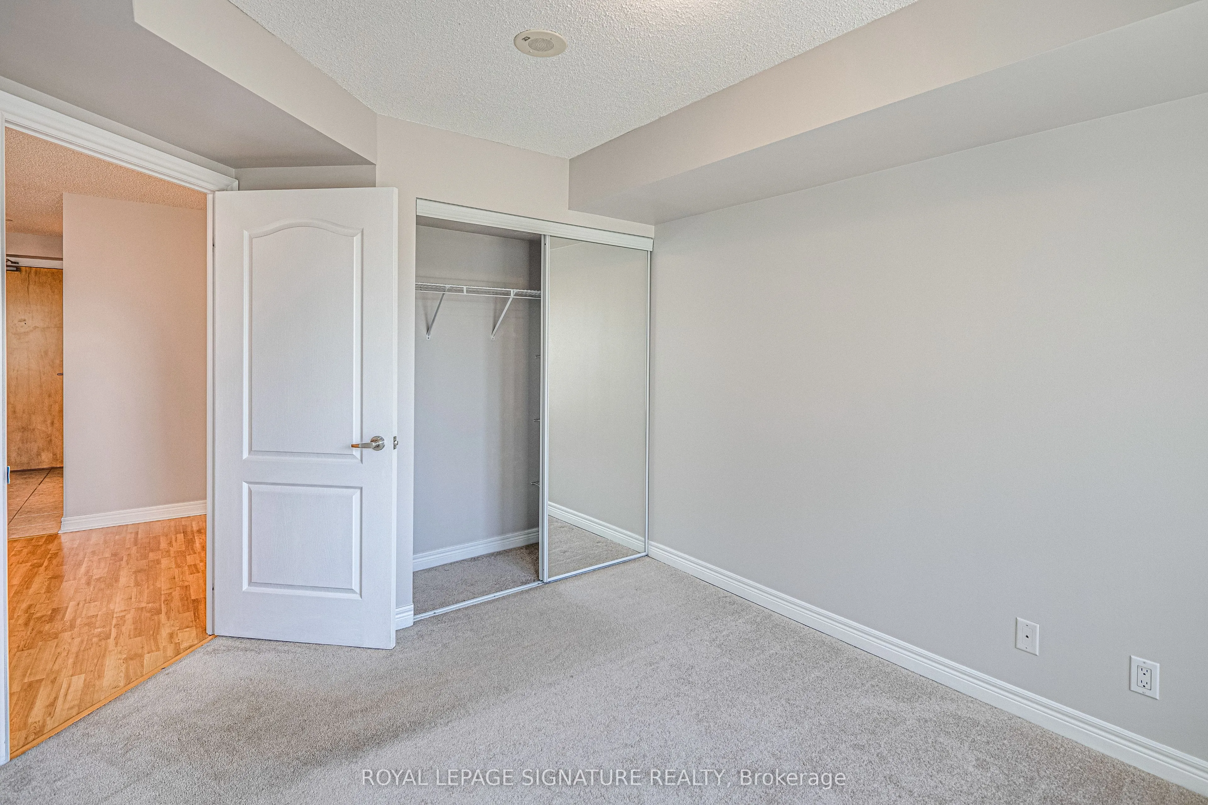 212 Eglinton Avenue, #402