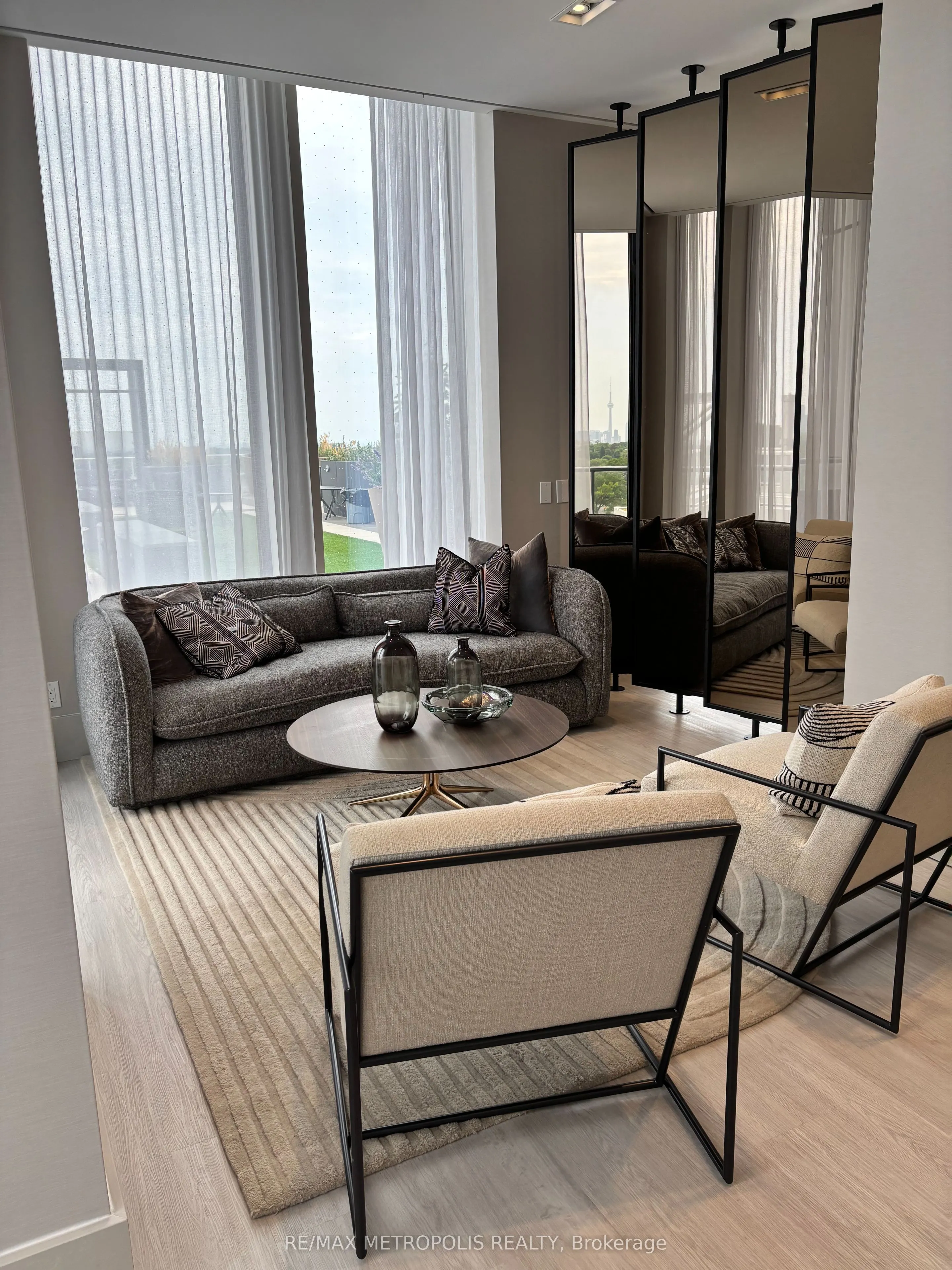 2020 Bathurst Street, #1216