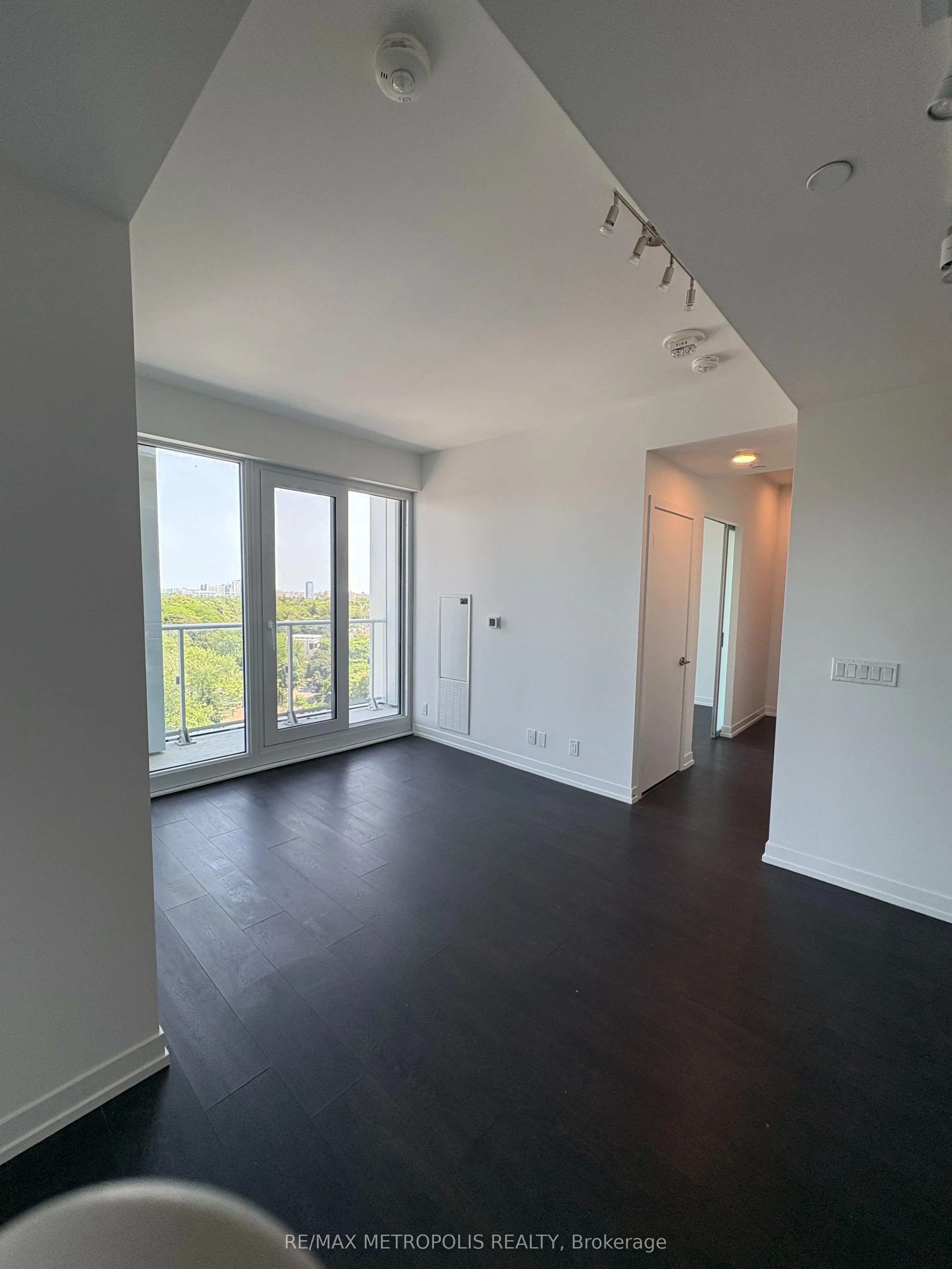 2020 Bathurst Street, #1216