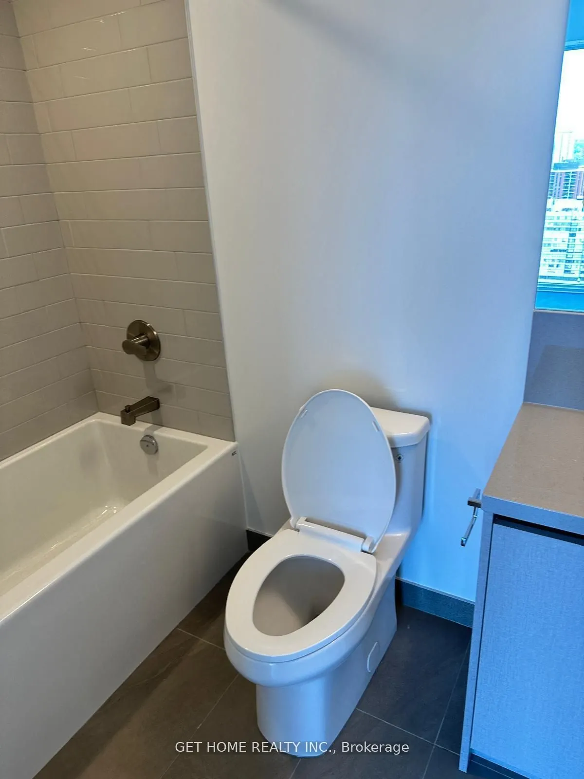 319 Jarvis Street, #3107