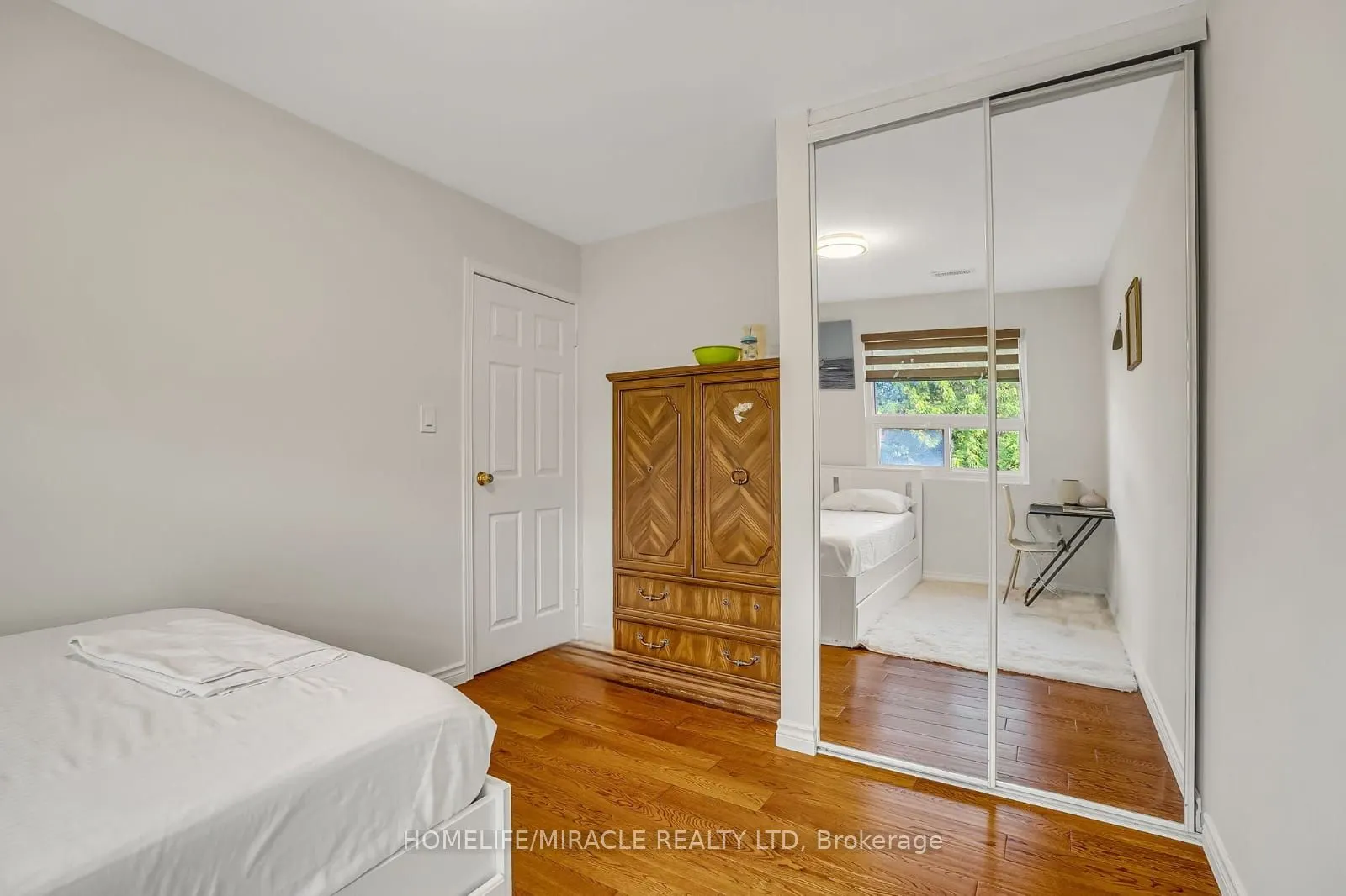 102 Micmac Crescent