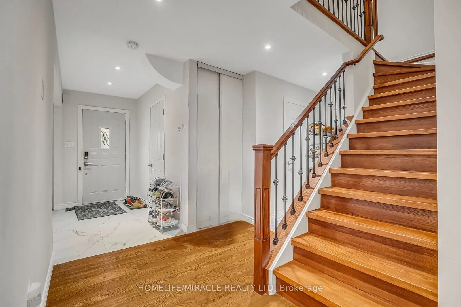 102 Micmac Crescent