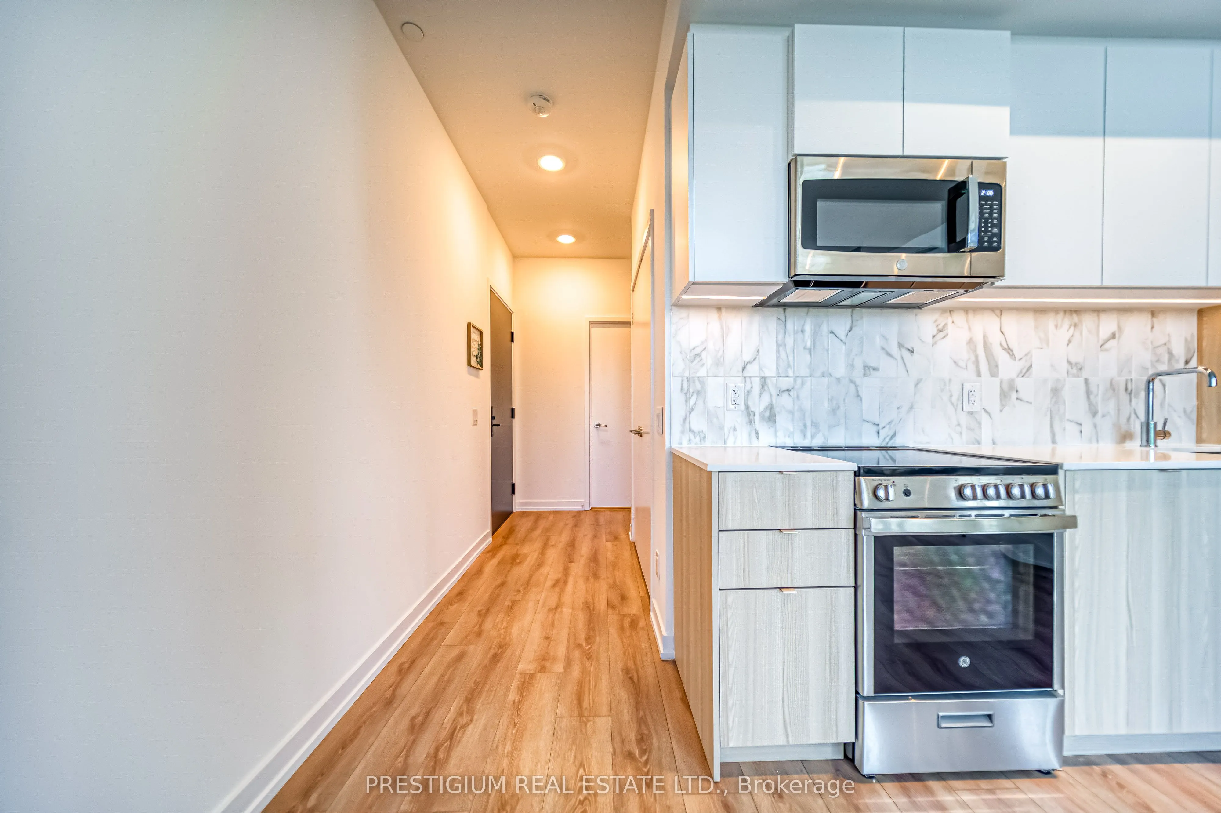 500 Dupont Street #303