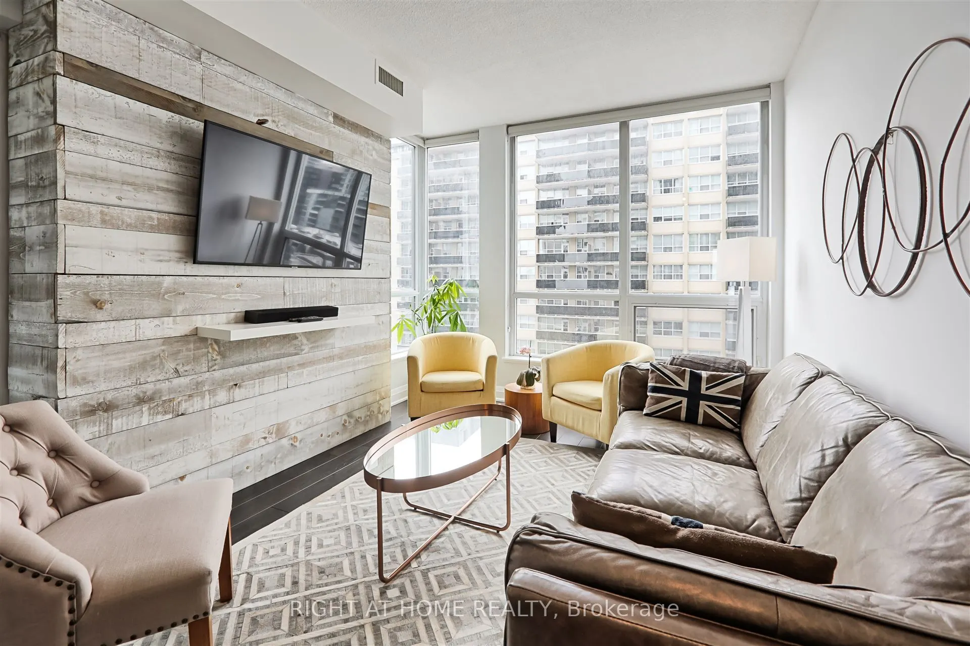 83 Redpath Avenue, #908