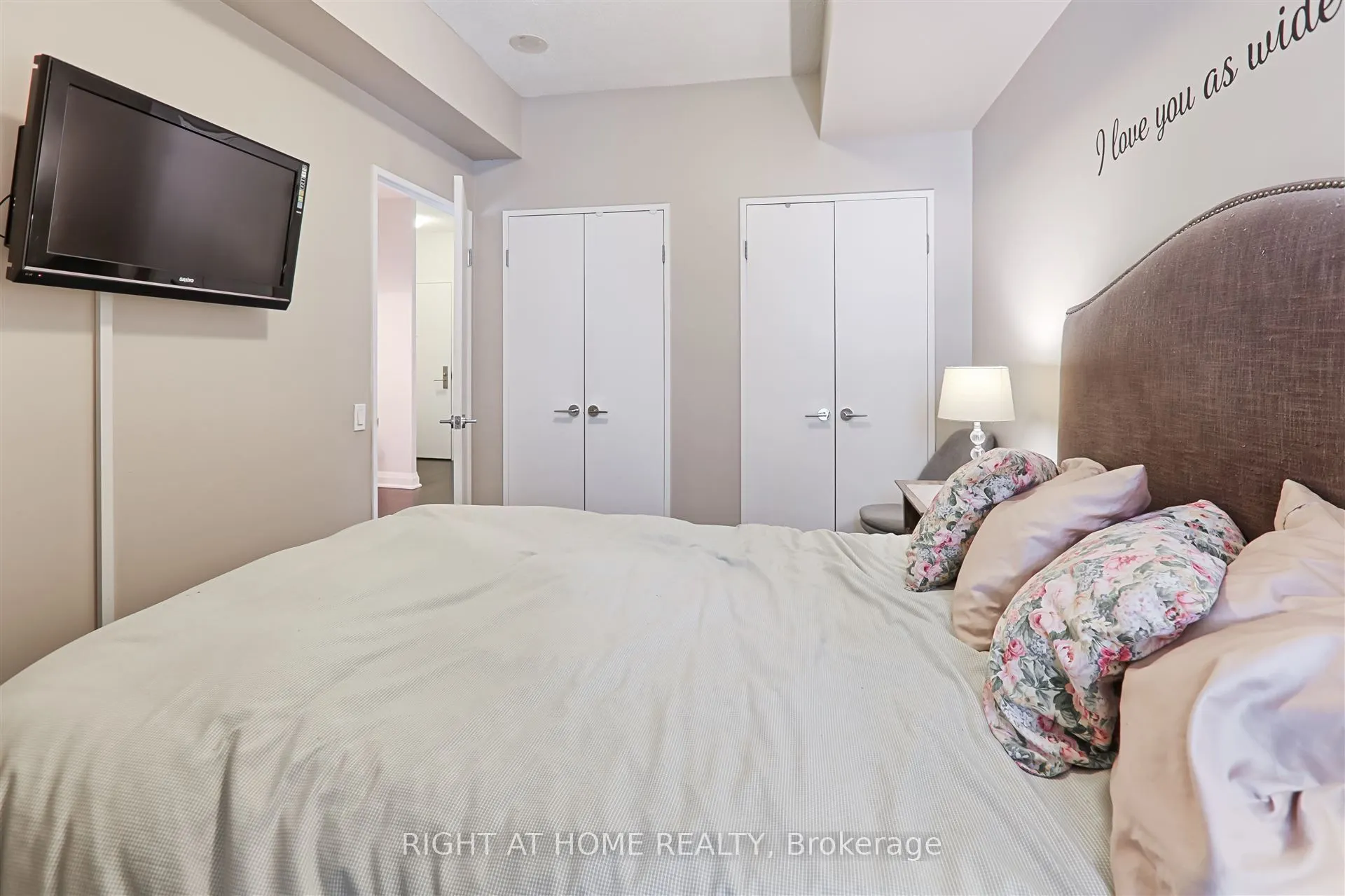 83 Redpath Avenue, #908