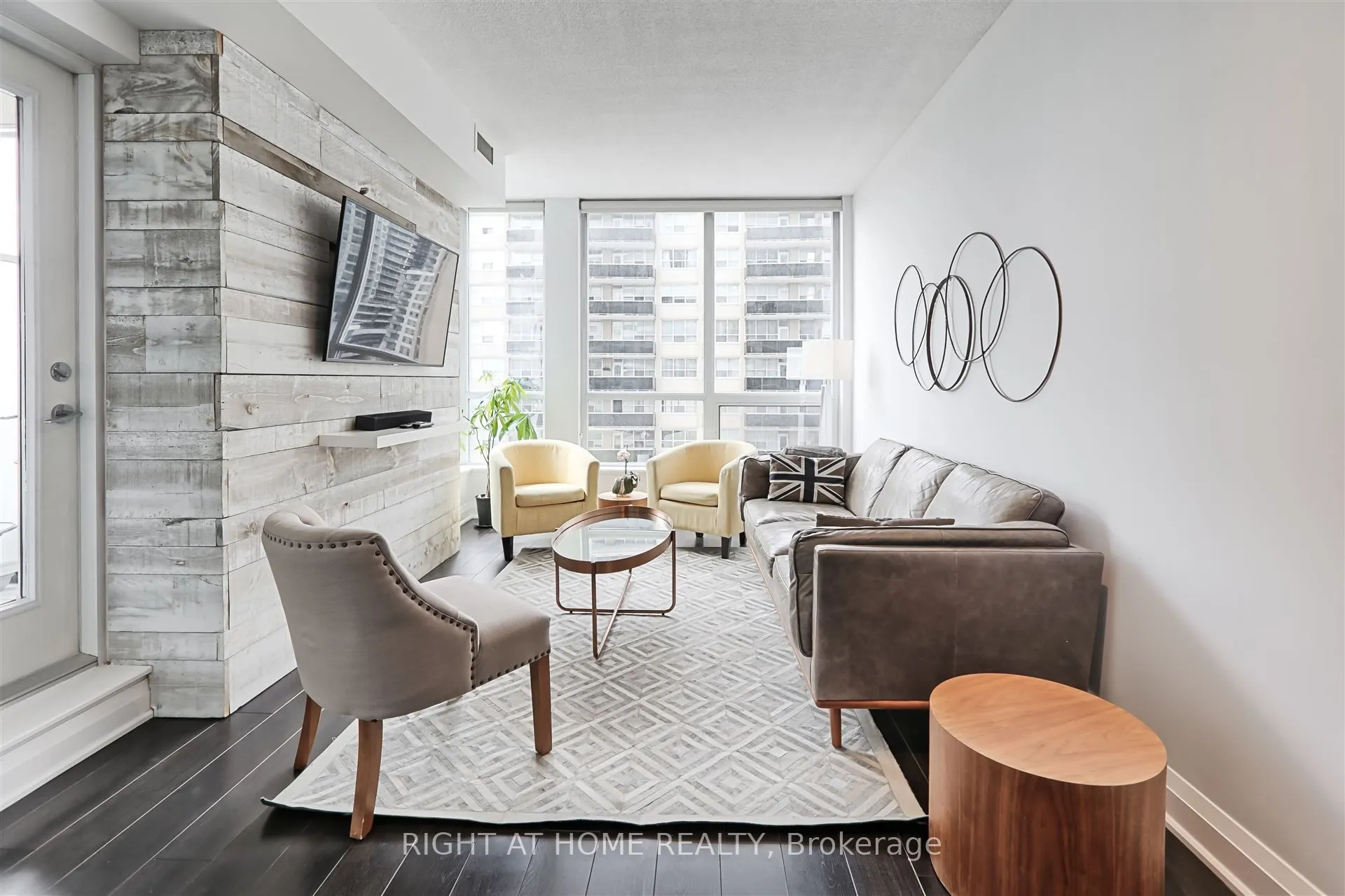 83 Redpath Avenue, #908