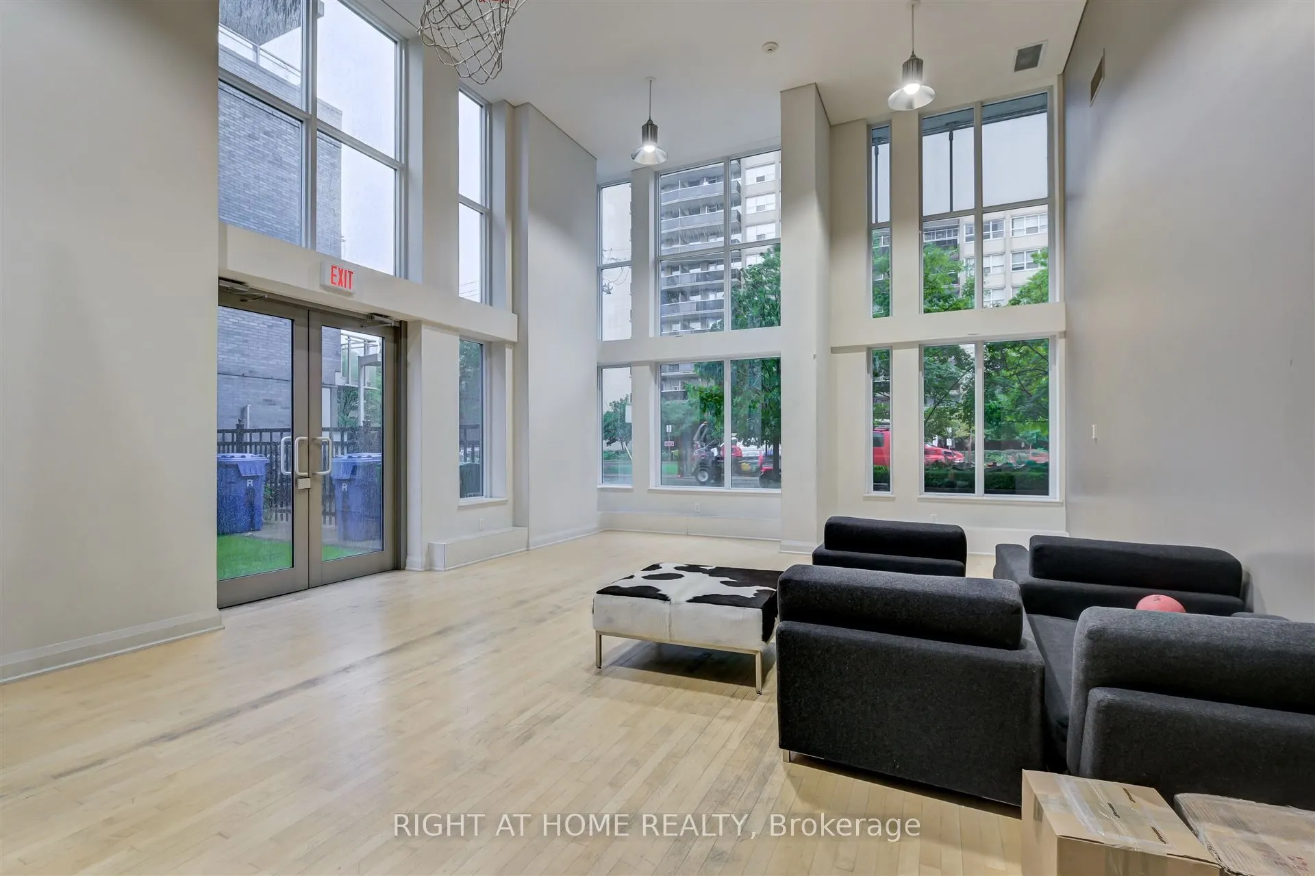 83 Redpath Avenue, #908