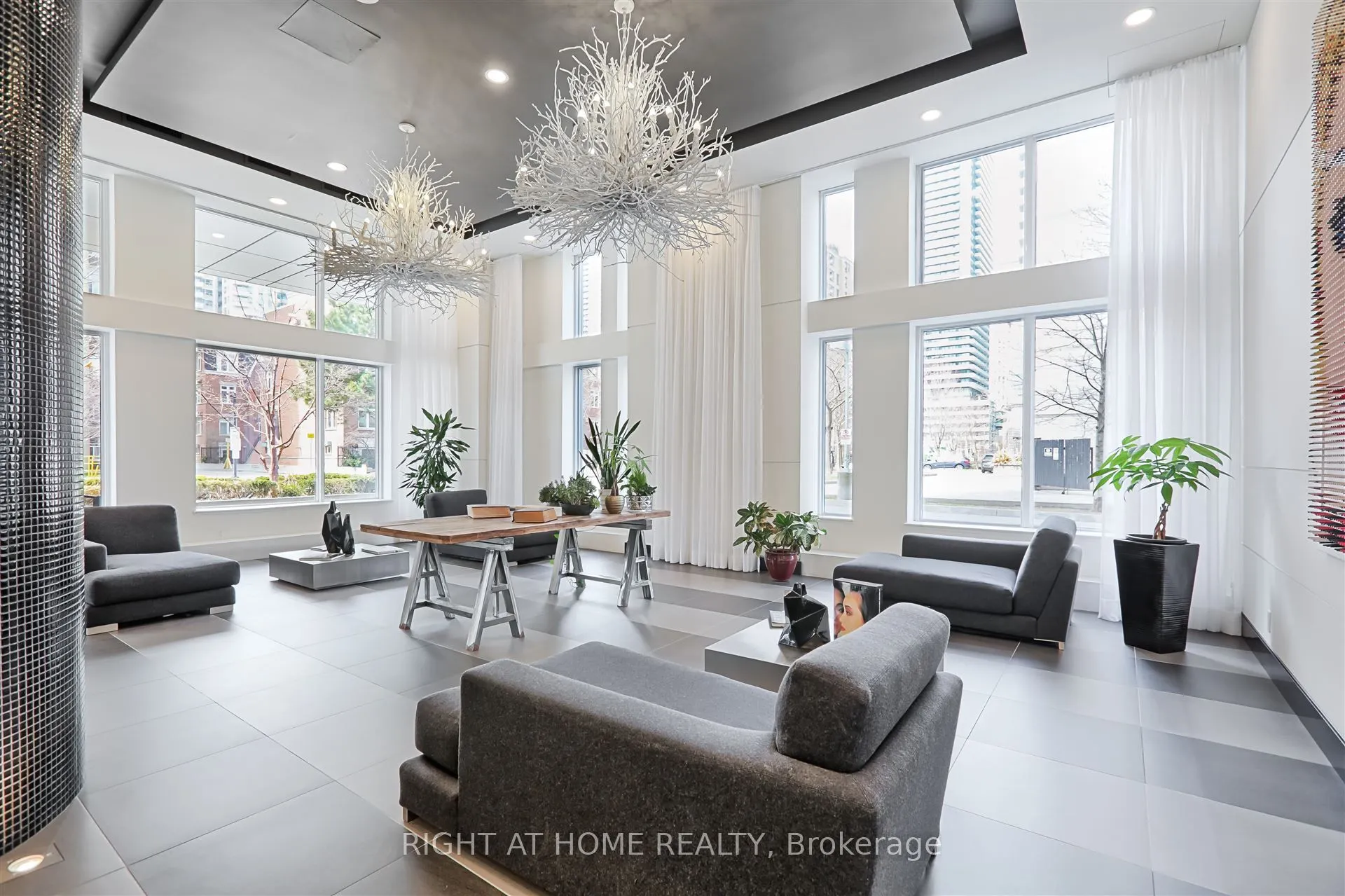 83 Redpath Avenue, #908