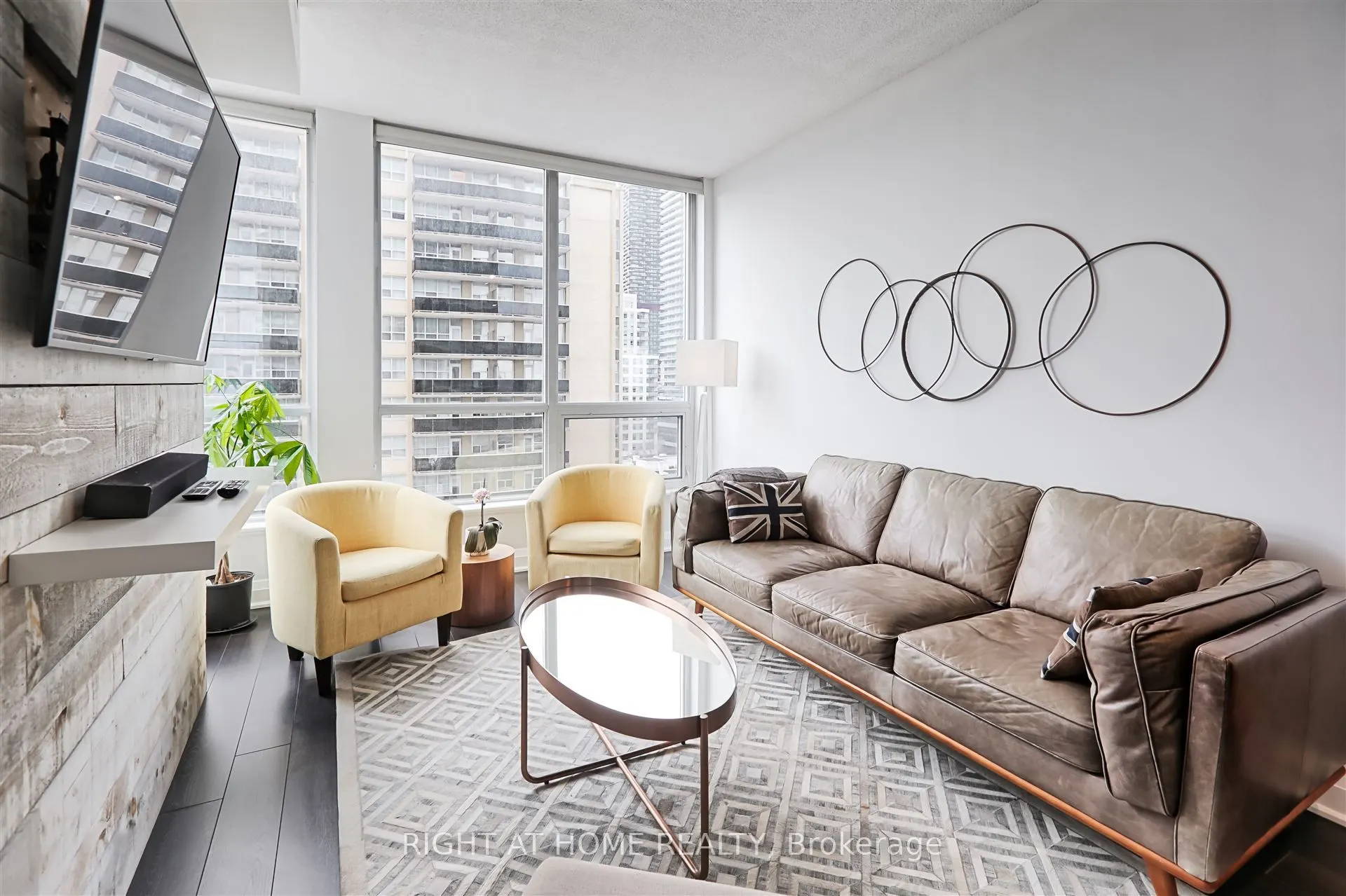 83 Redpath Avenue, #908