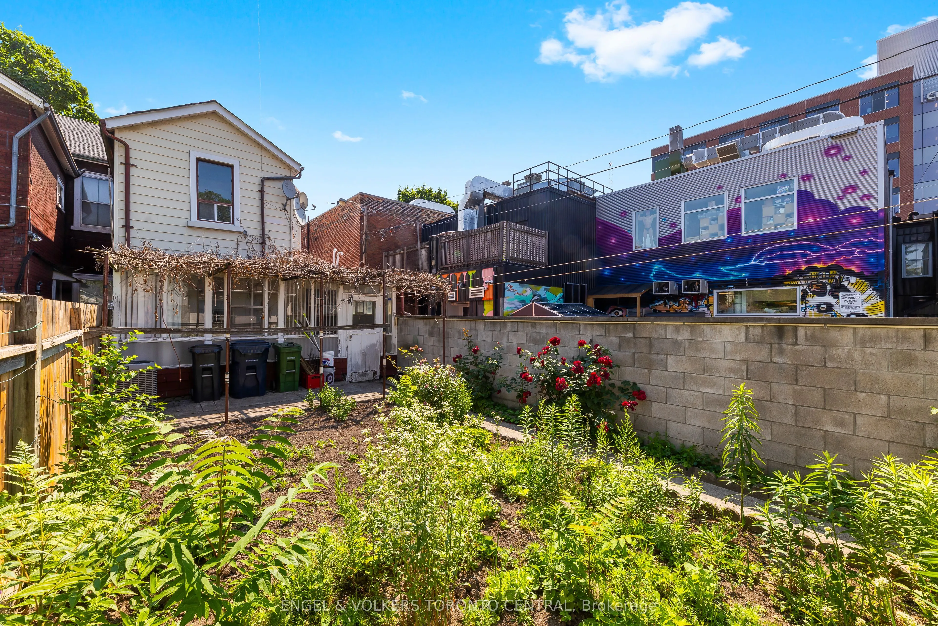8 Brookfield Street