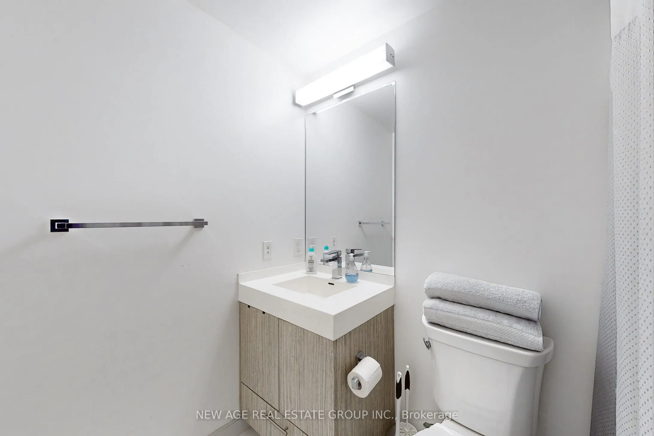 251 Jarvis Street E, #4807